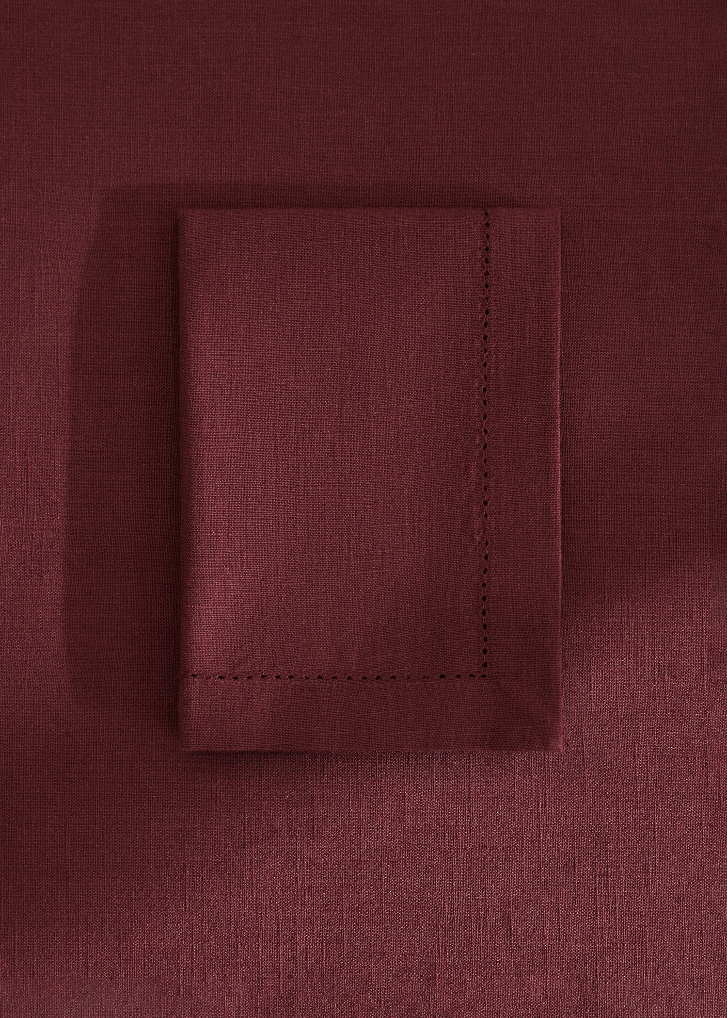 Hemstitch embroidered napkin - General plane