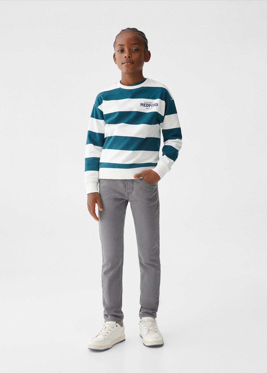 Comfy fit jeans MANGO