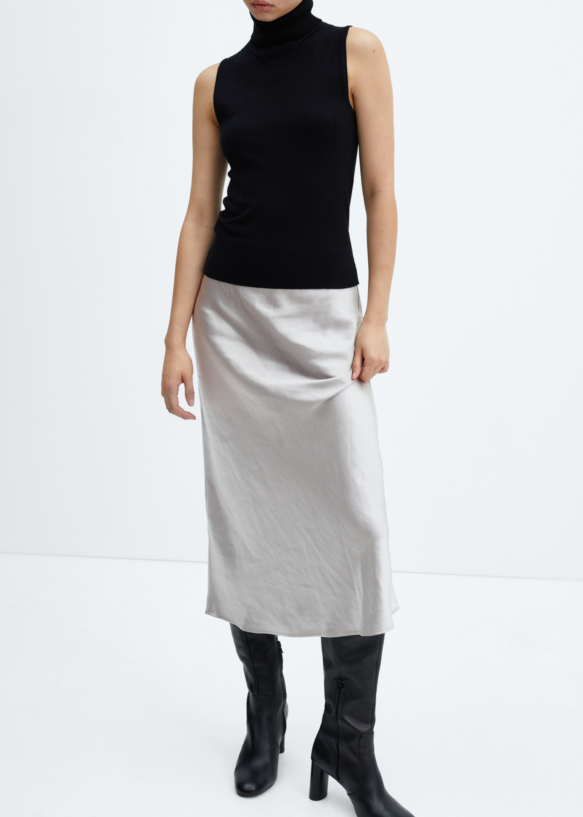 Midi satin skirt - Medium plane, Grey. Ref: 57030409-01.