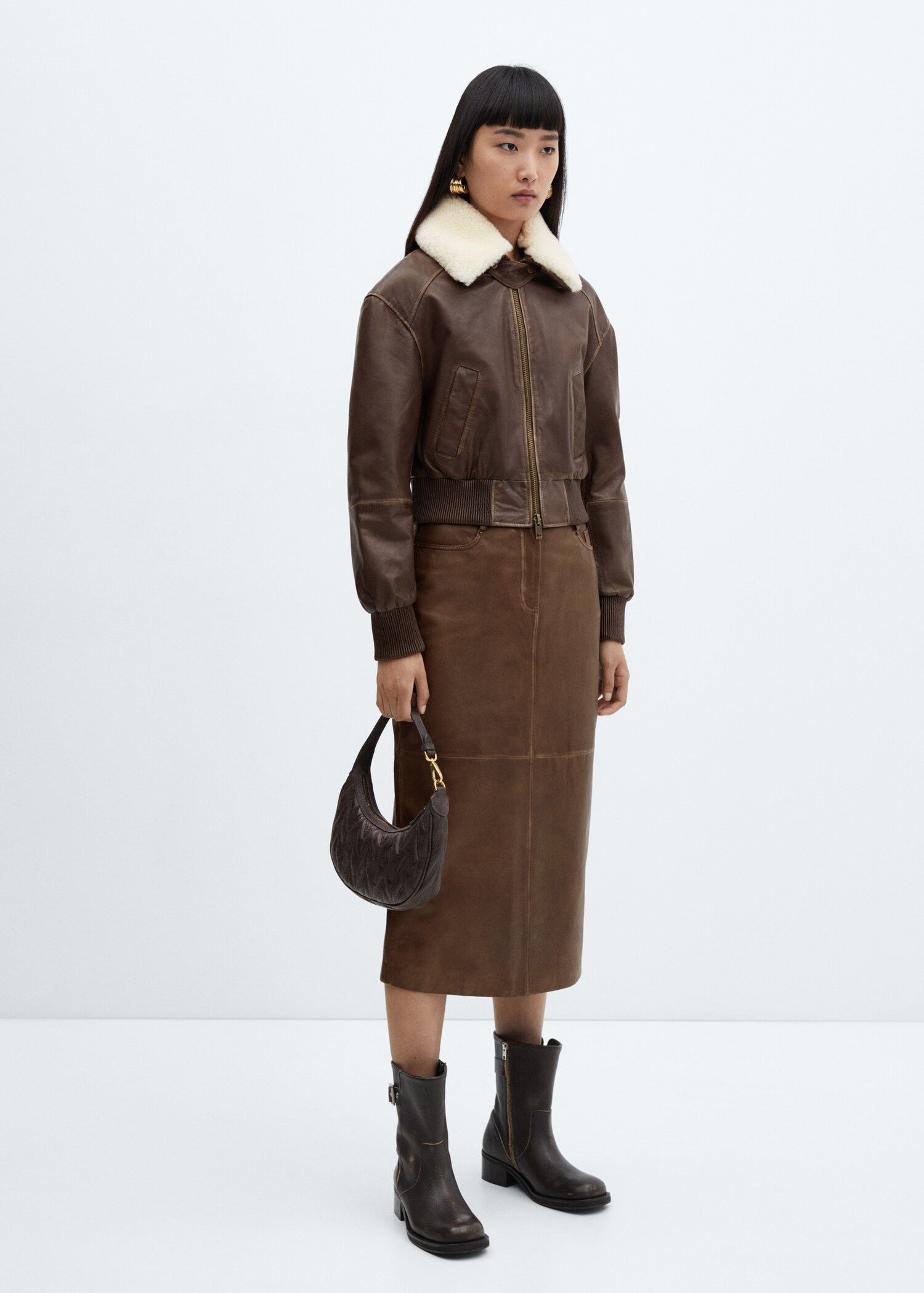 Leather bomber jacket with shearling collar - General plane