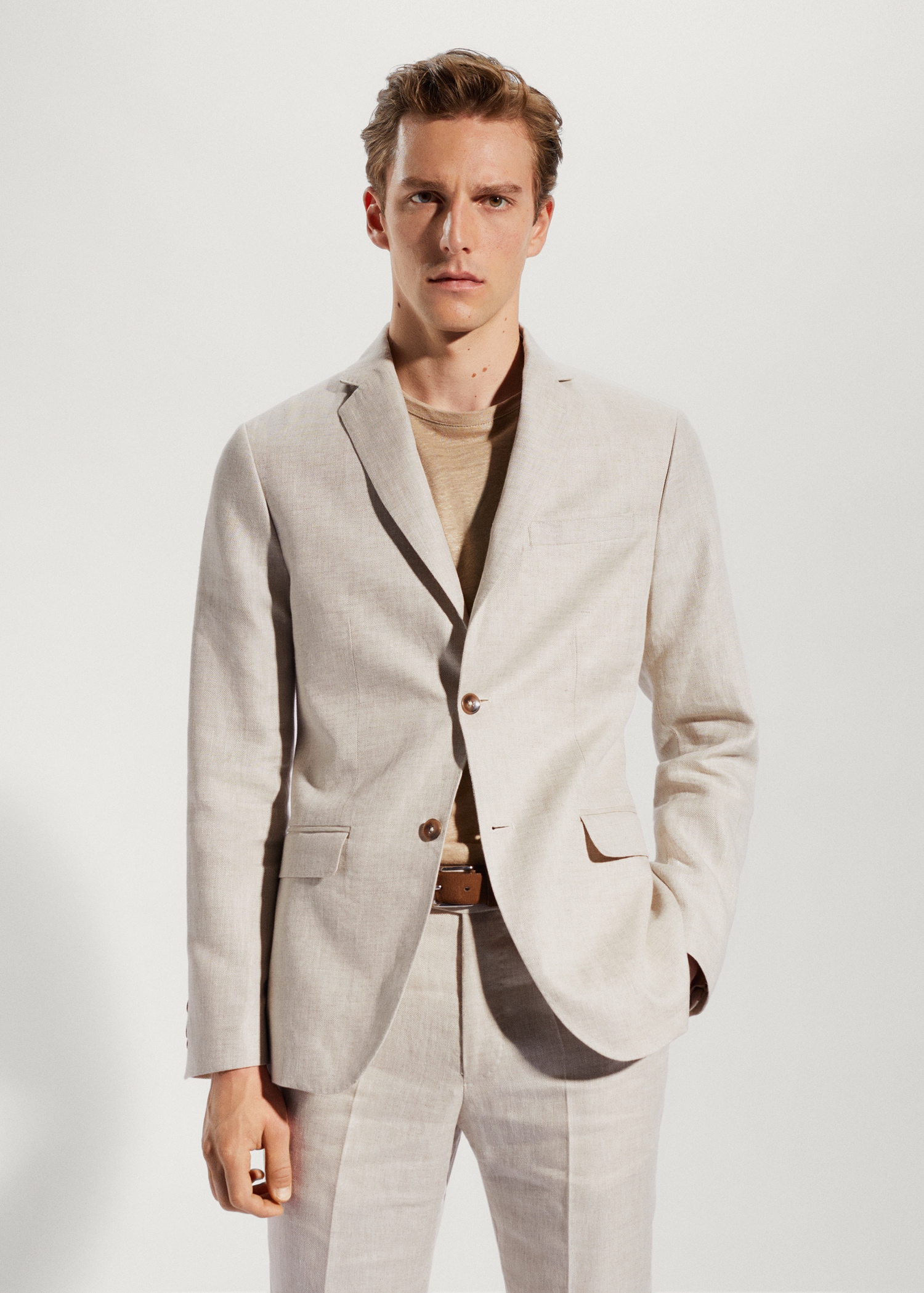 Americana traje 100% lino - Plano medio