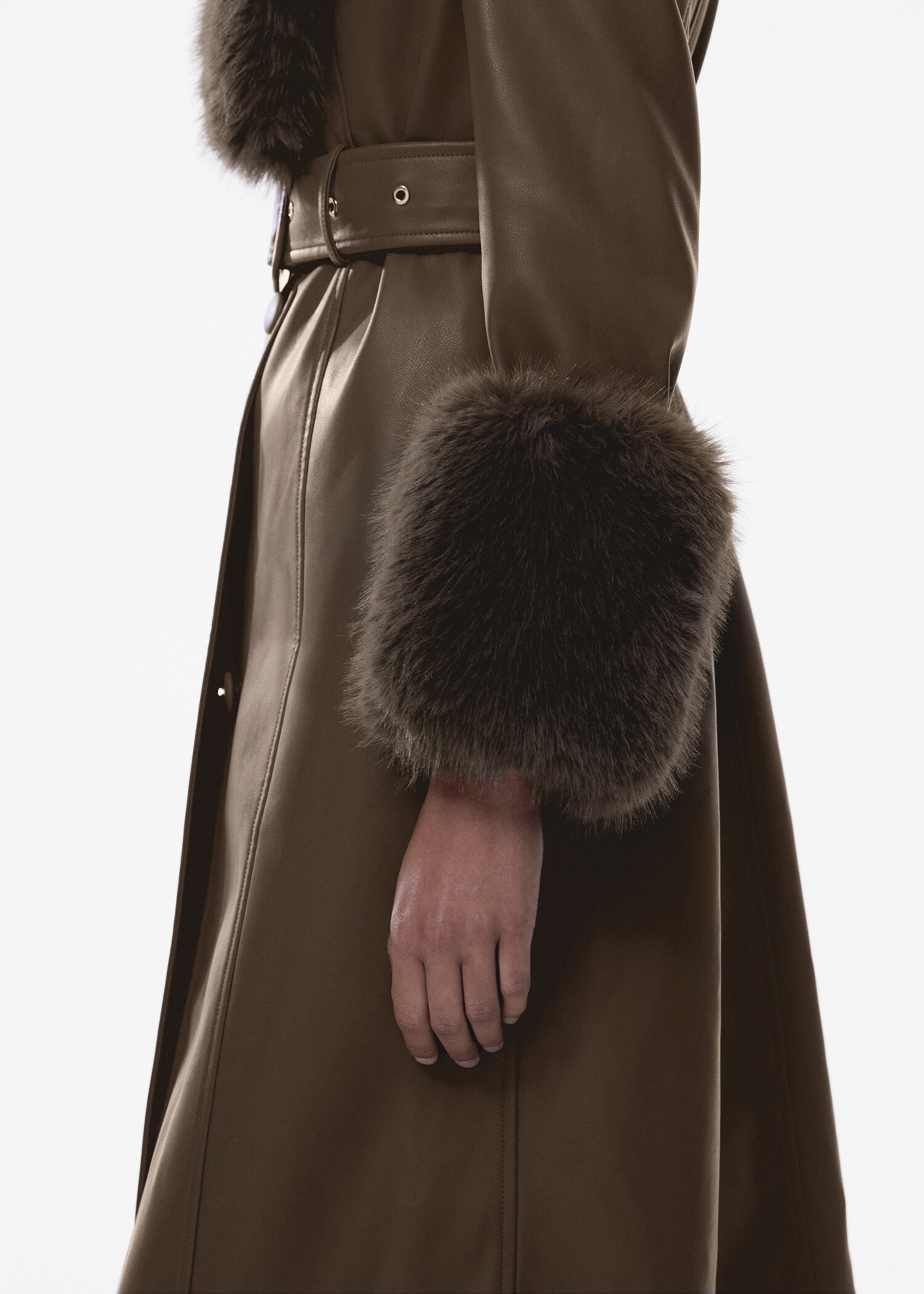 Abrigo efecto piel terminaciones pelo - Detalle del artículo 6