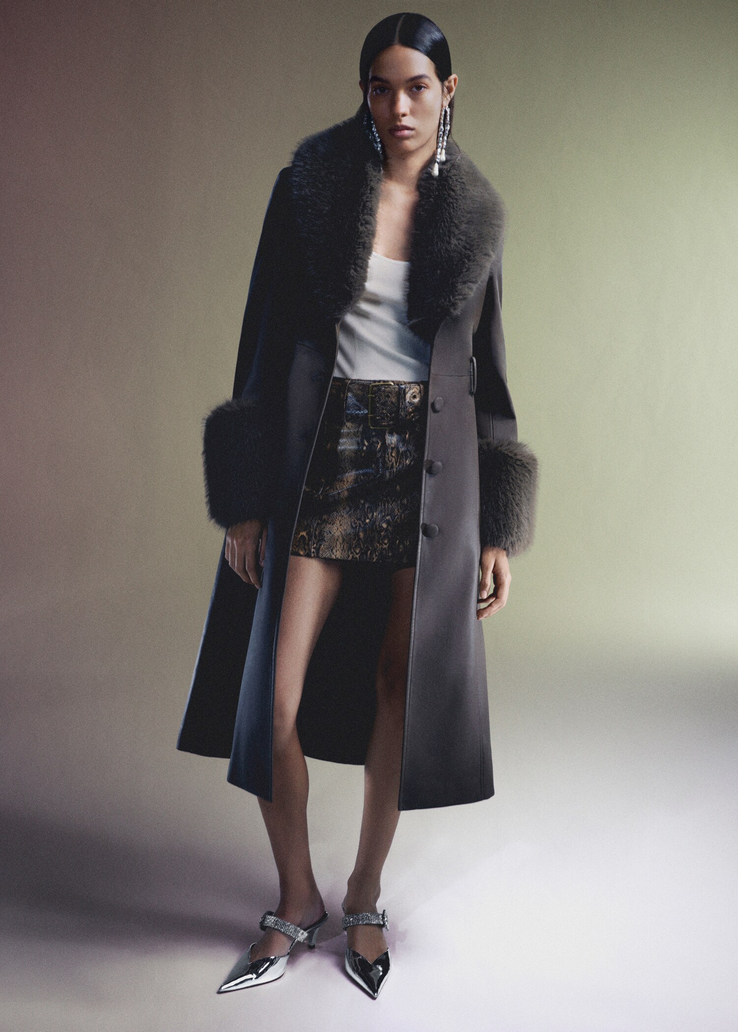 Abrigo efecto piel terminaciones pelo - Detalle del artículo 7