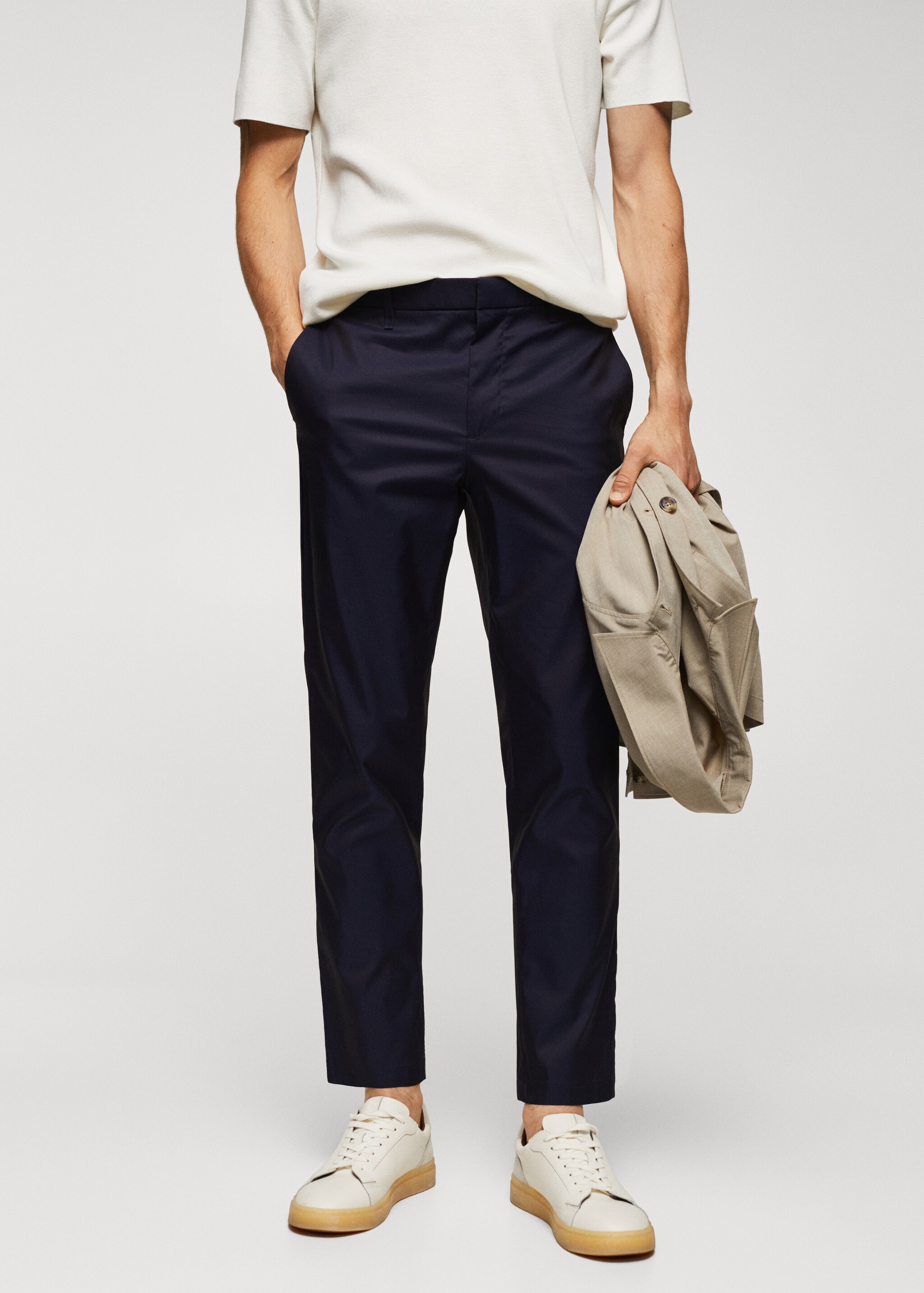 Pantalons slim fit cotó - Plano medio