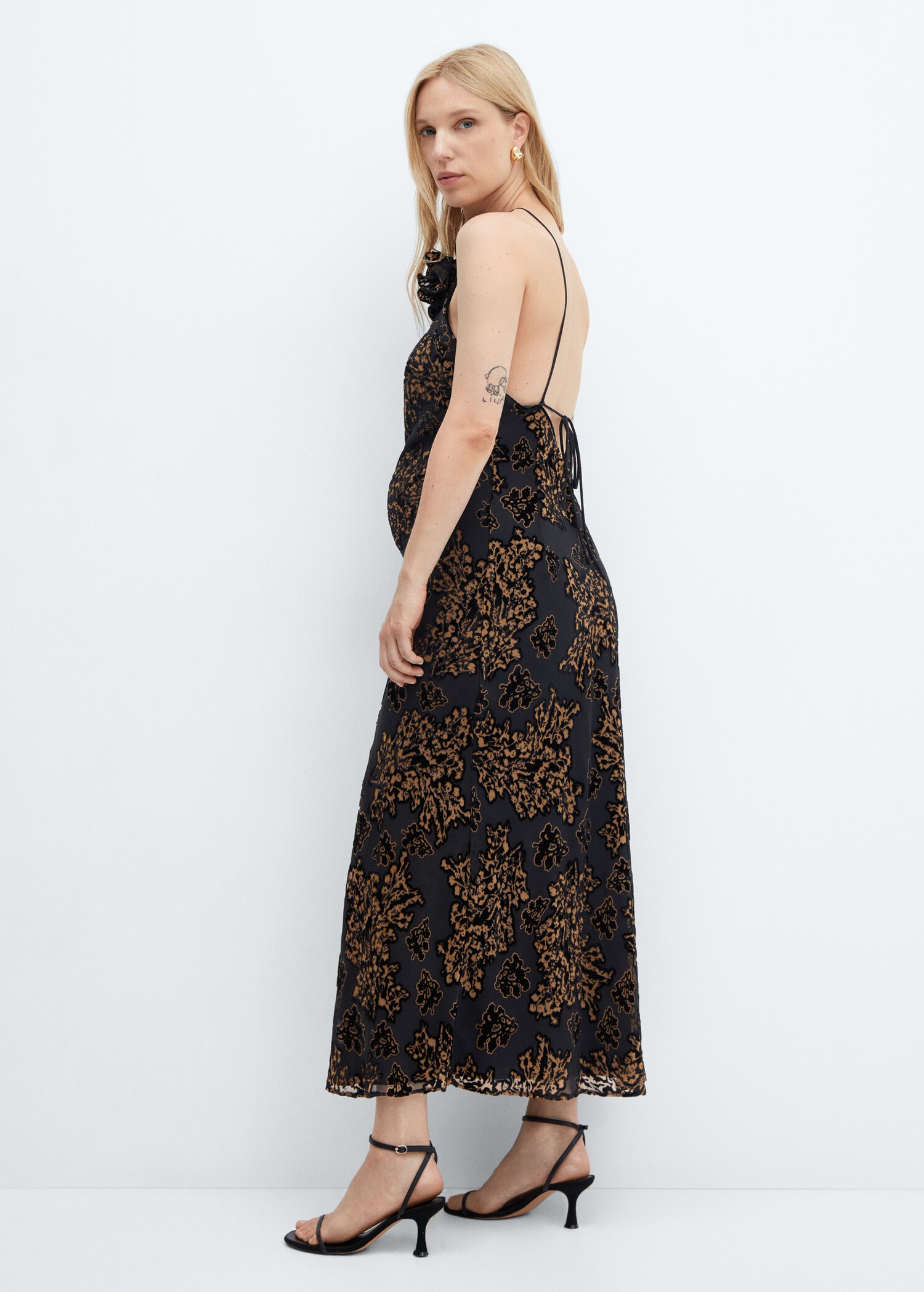Textured jacquard dress - Reverse of the article