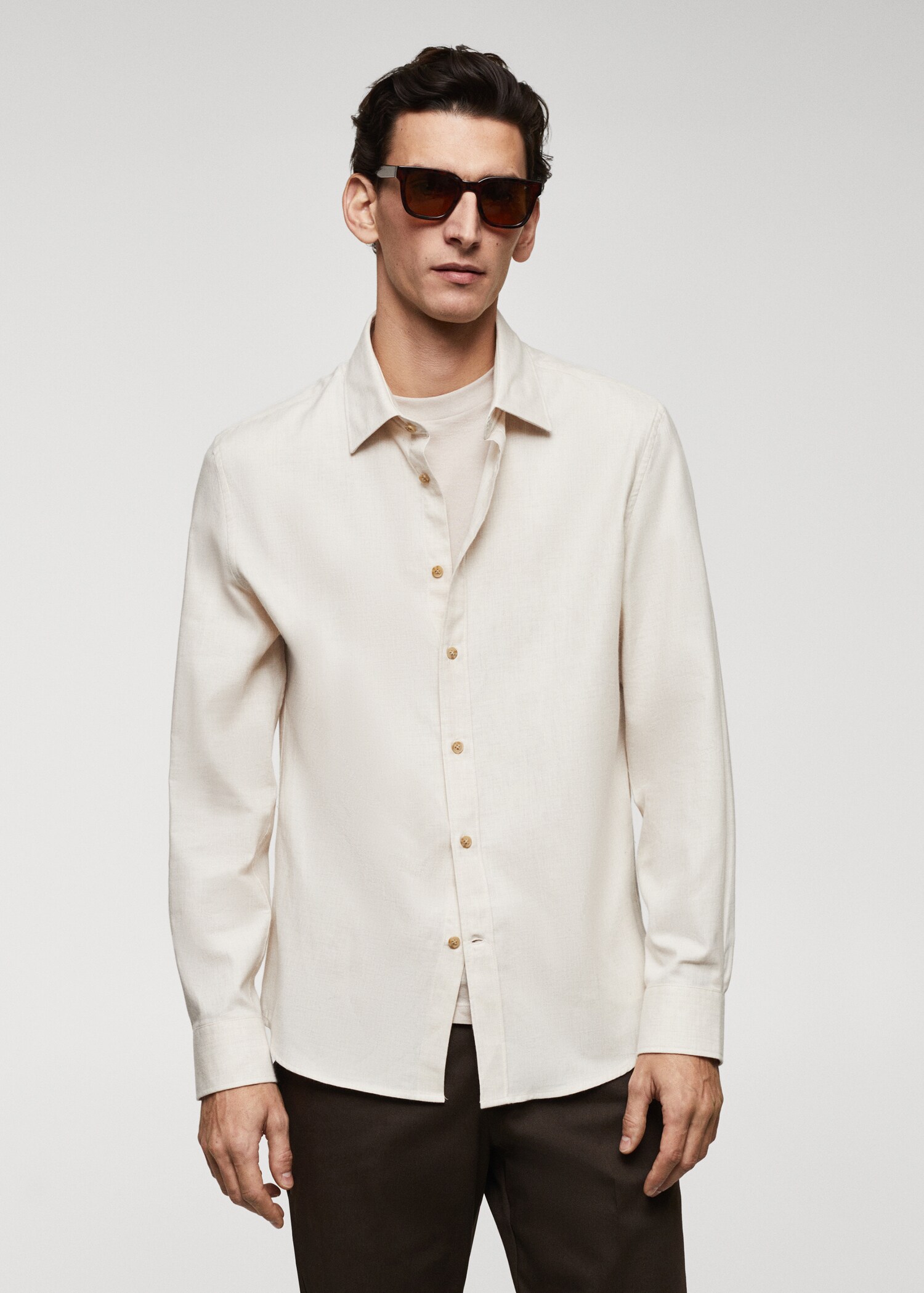 100% cotton fil-a-fil shirt - Medium plane