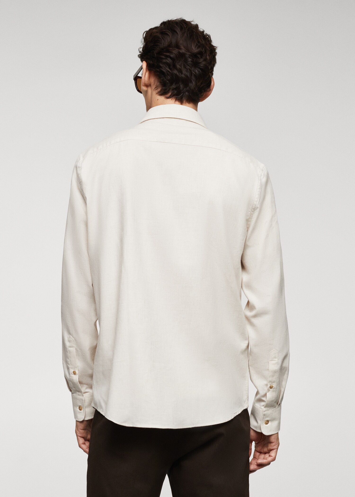 100% cotton fil-a-fil shirt - Reverse of the article