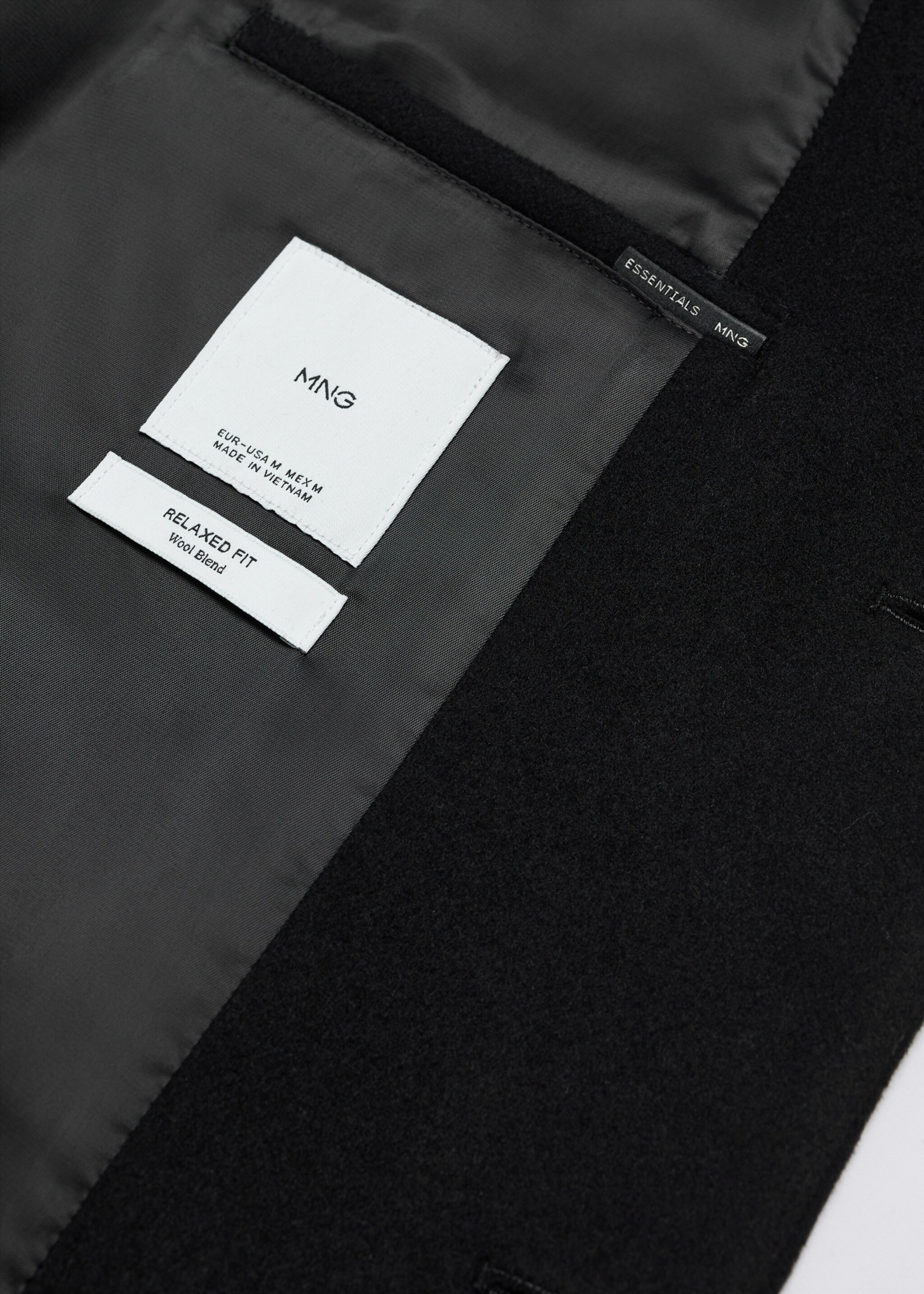 Recycled woollen coat - Details of the article 8