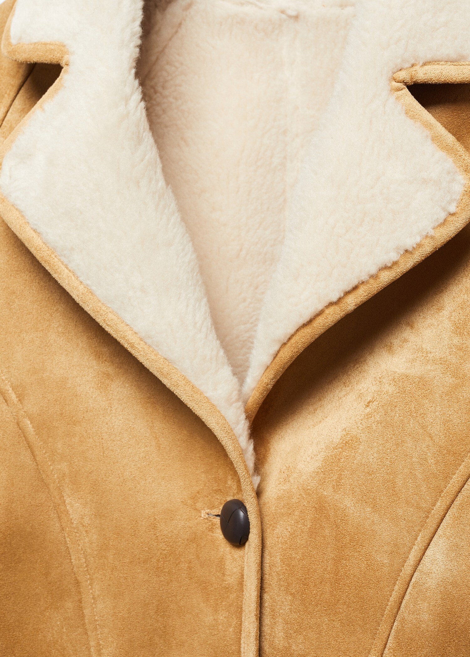 Shearling-lined coat with buttons - Woman | MANGO Montenegro