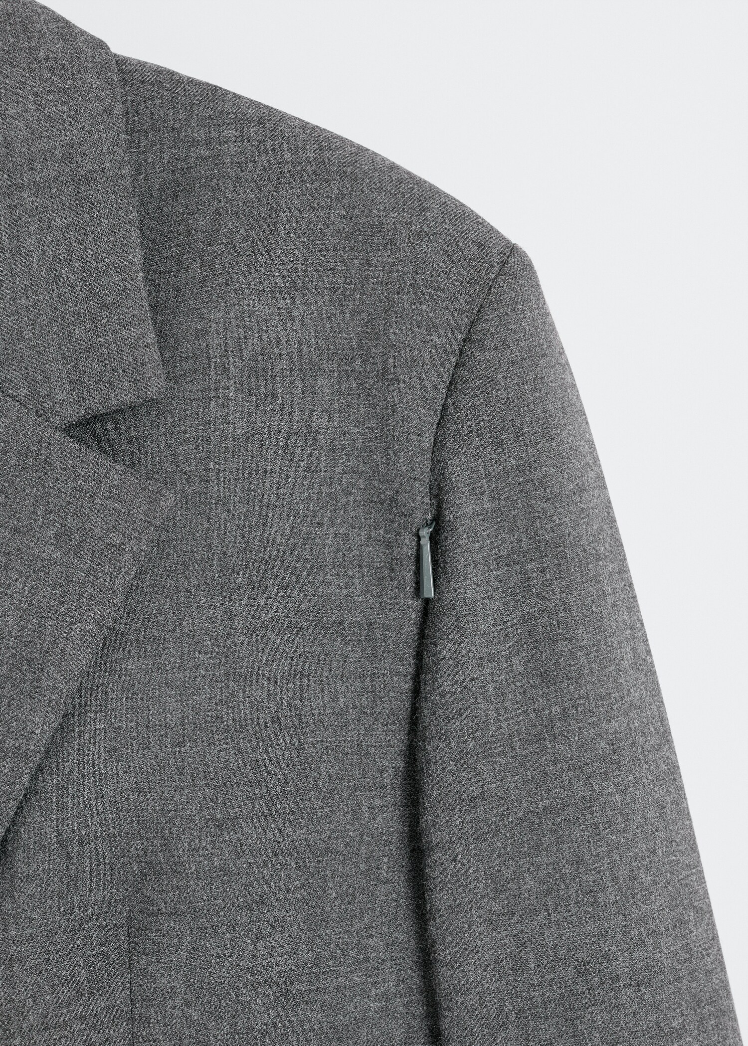 Blazer met open ritsmouw - Detail van het artikel 8