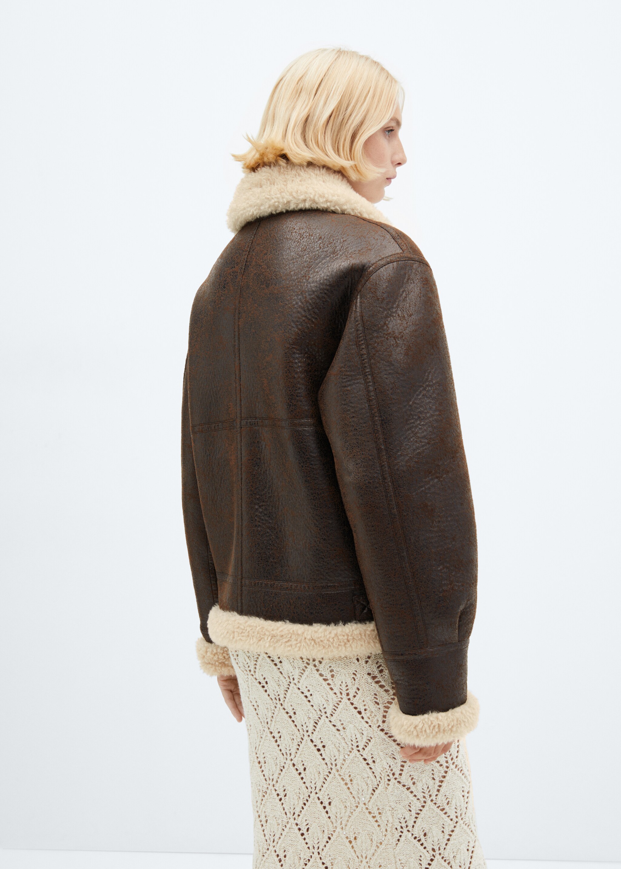 Vintage-effect shearling jacket - Reverse of the article