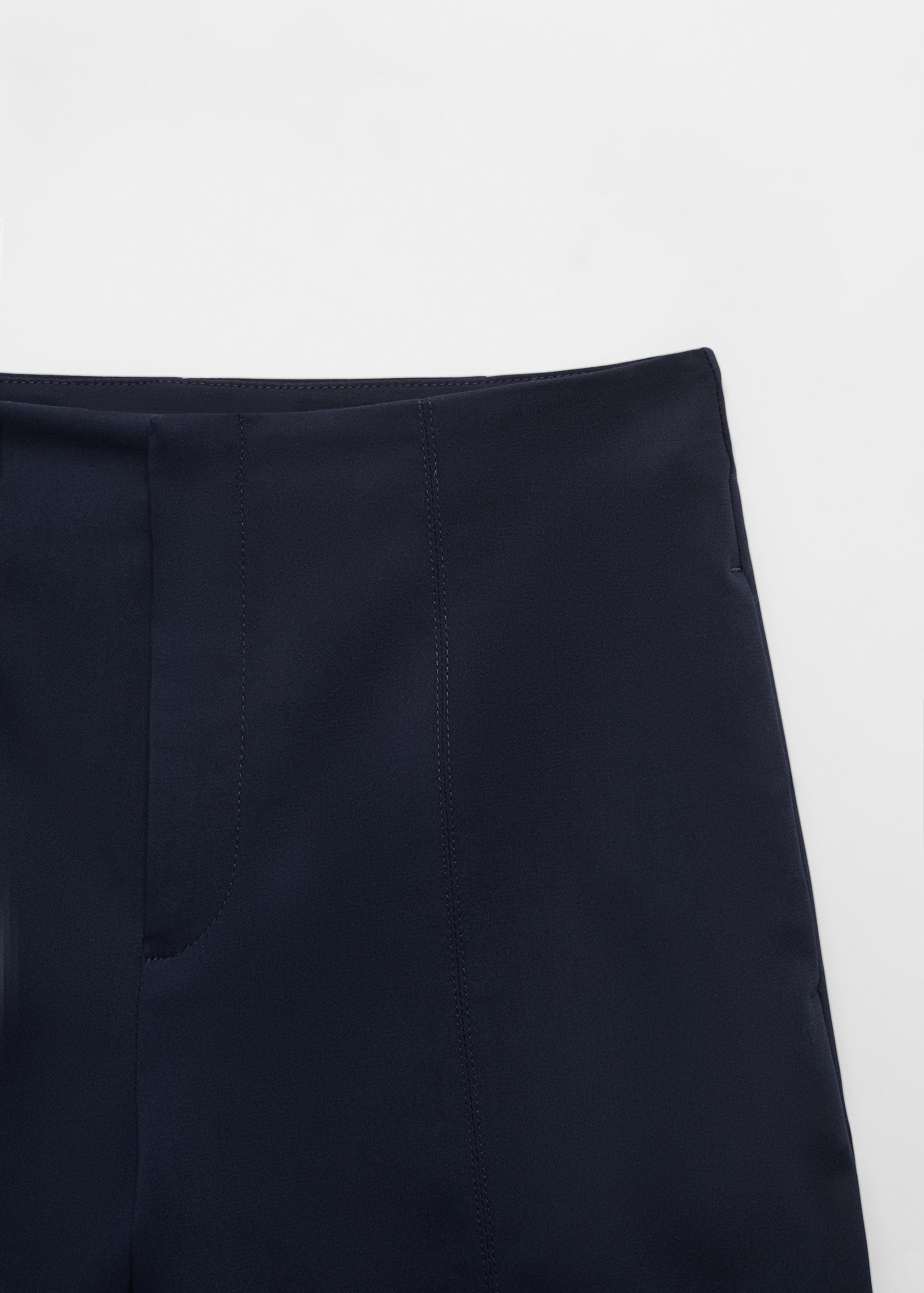 High-waist straight shorts - Details of the article 8