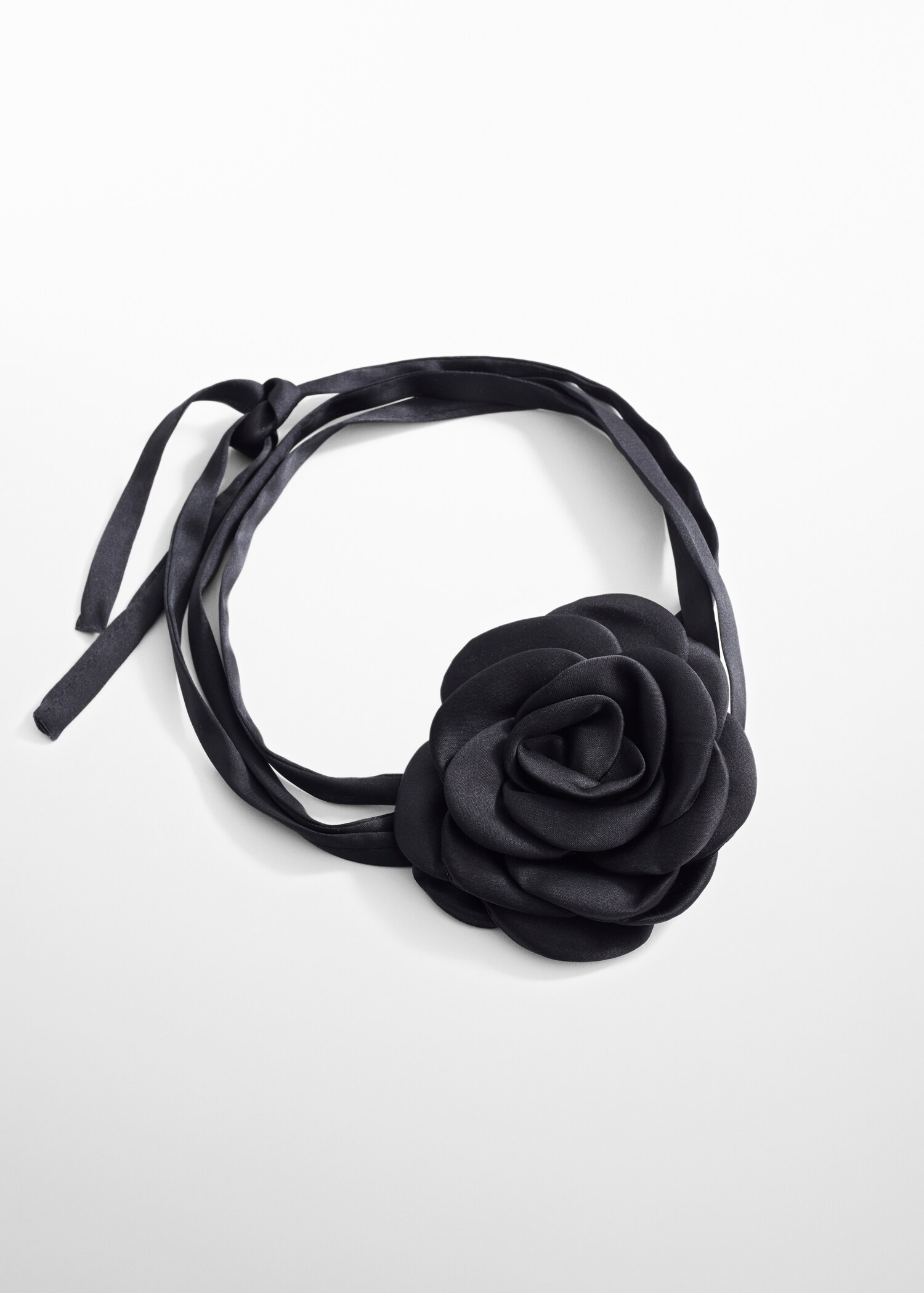 Choker met bloem - Artikel zonder model
