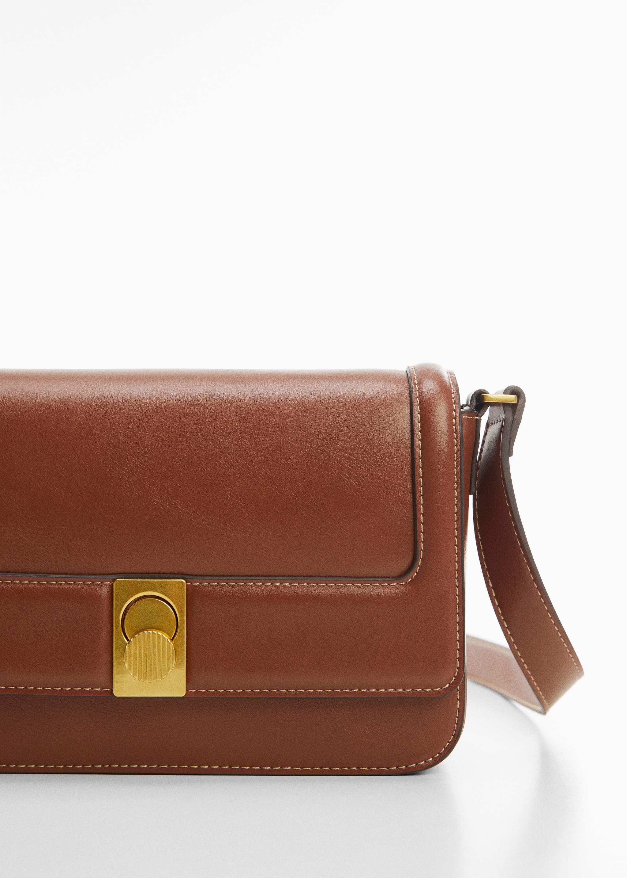 Crossbody bag with flap - Details of the article 1