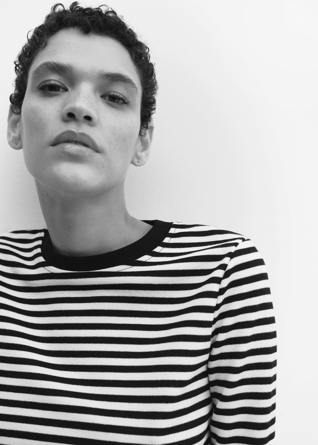 izgili Uzun Kollu Ti rt Kad n MANGO T rkiye izgili-uzun-kollu-ti-rt-kad-n-mango-t-rkiye