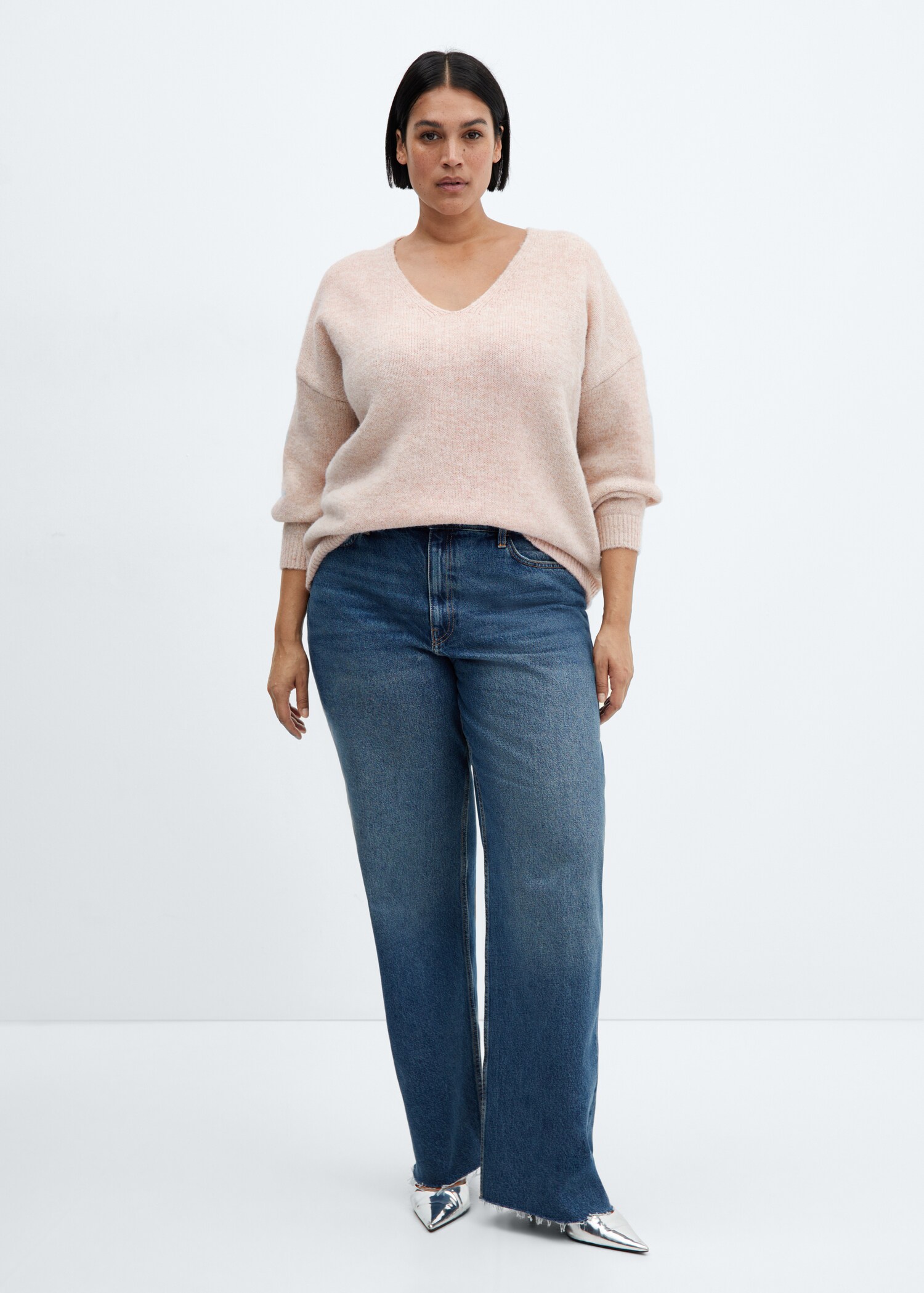 V-neck knit sweater - Details of the article 3