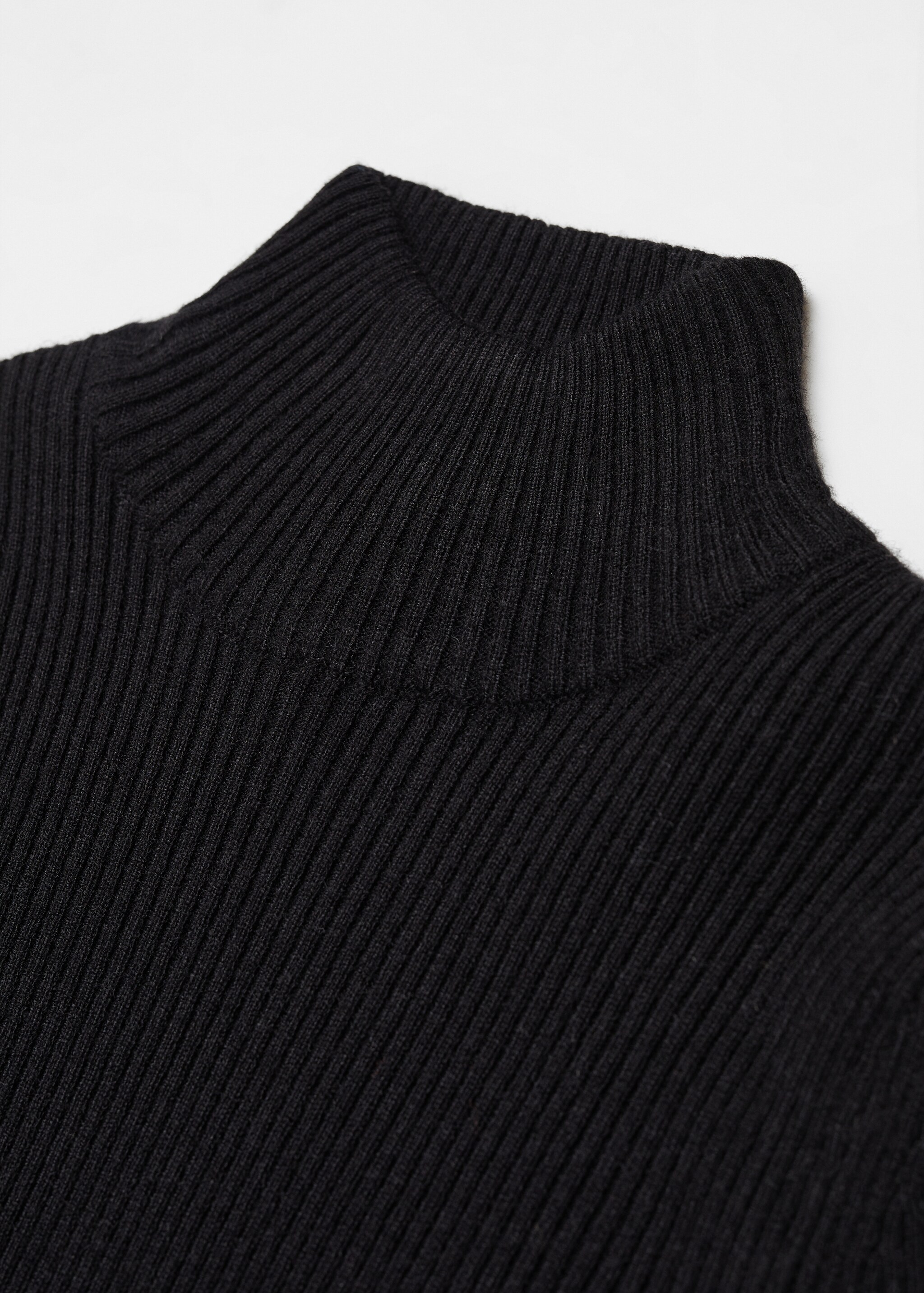 Turtleneck knit sweater - Details of the article 8