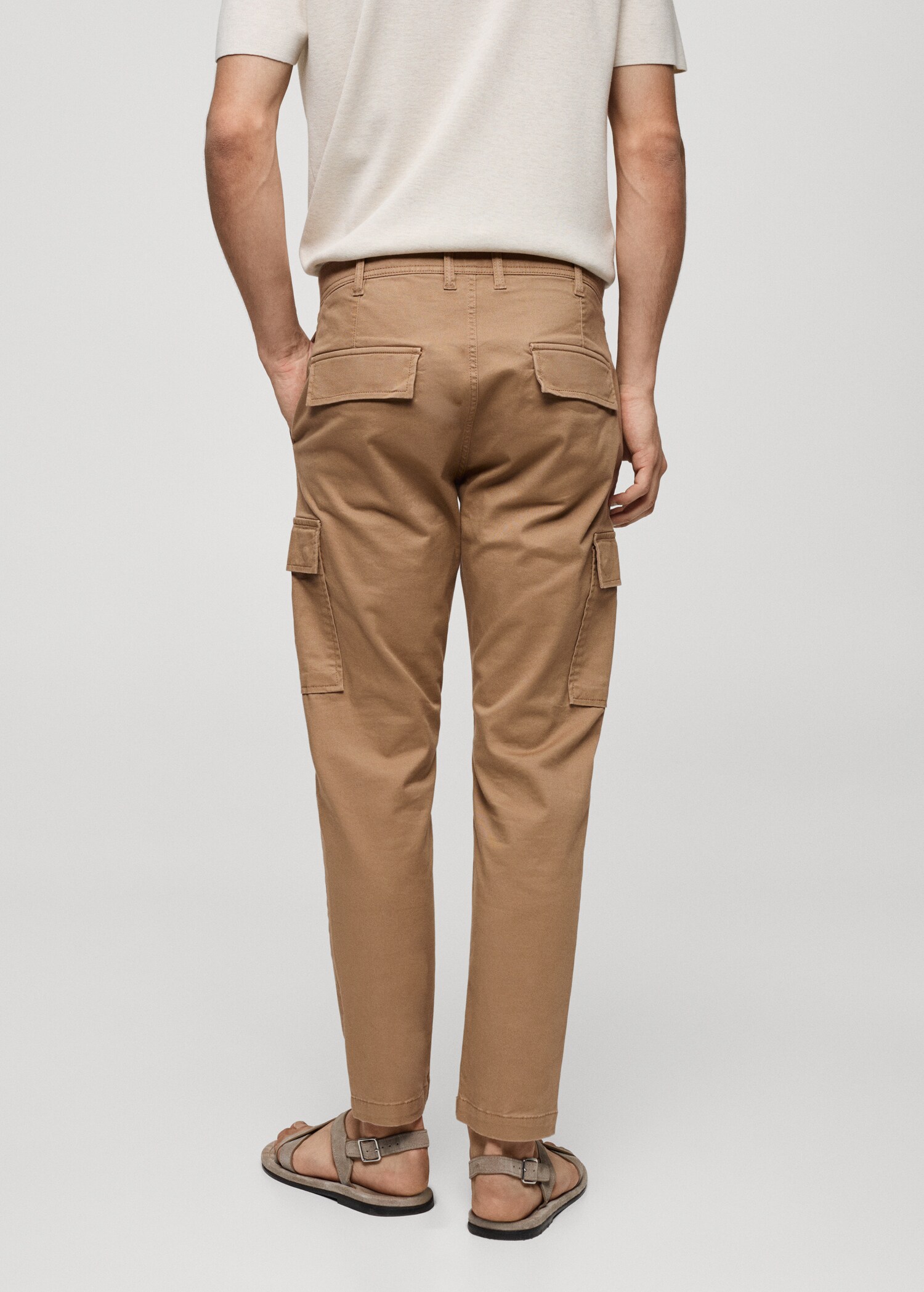 Calças cargo de algodão slim fit - Verso do artigo