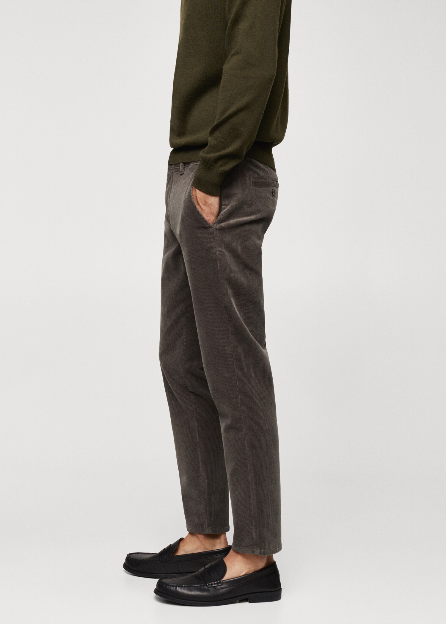 Pantaloni micro velluto a coste slim-fit - Dettaglio dell'articolo 4
