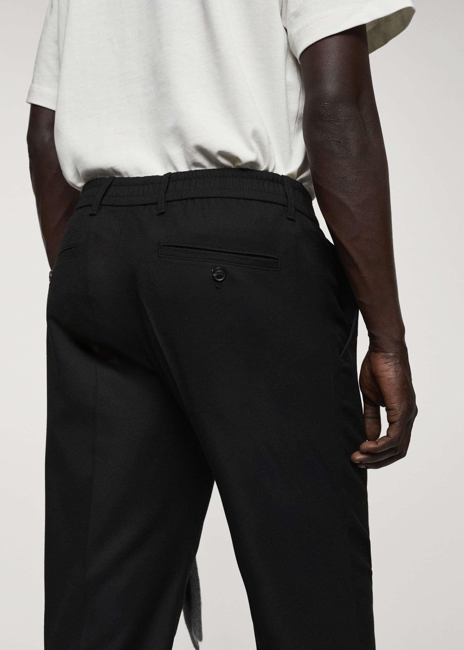 Slim-fit cotton pleated trousers - Details of the article 4