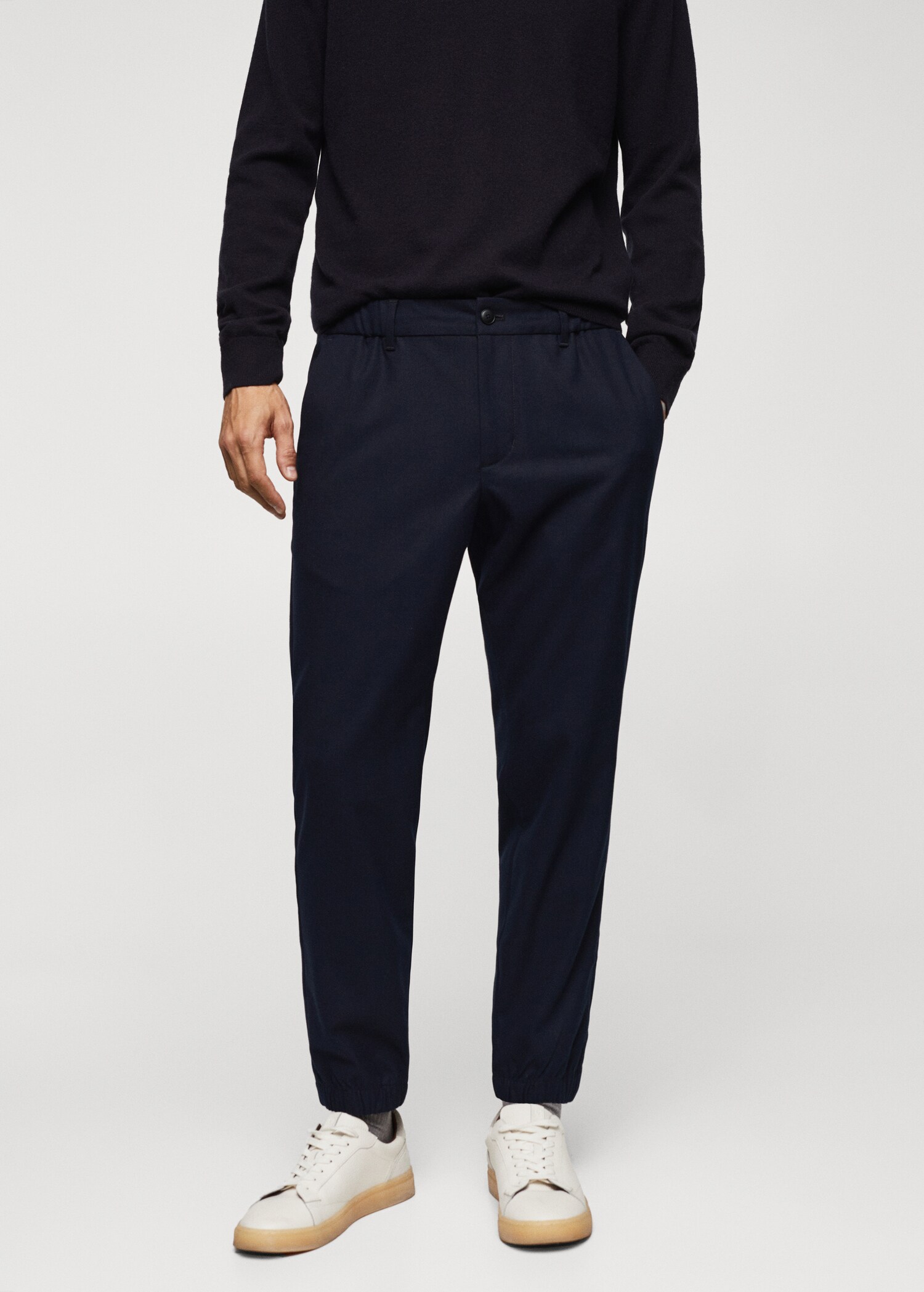 Slim-fit jogger trousers with drawstring  - Medium plane
