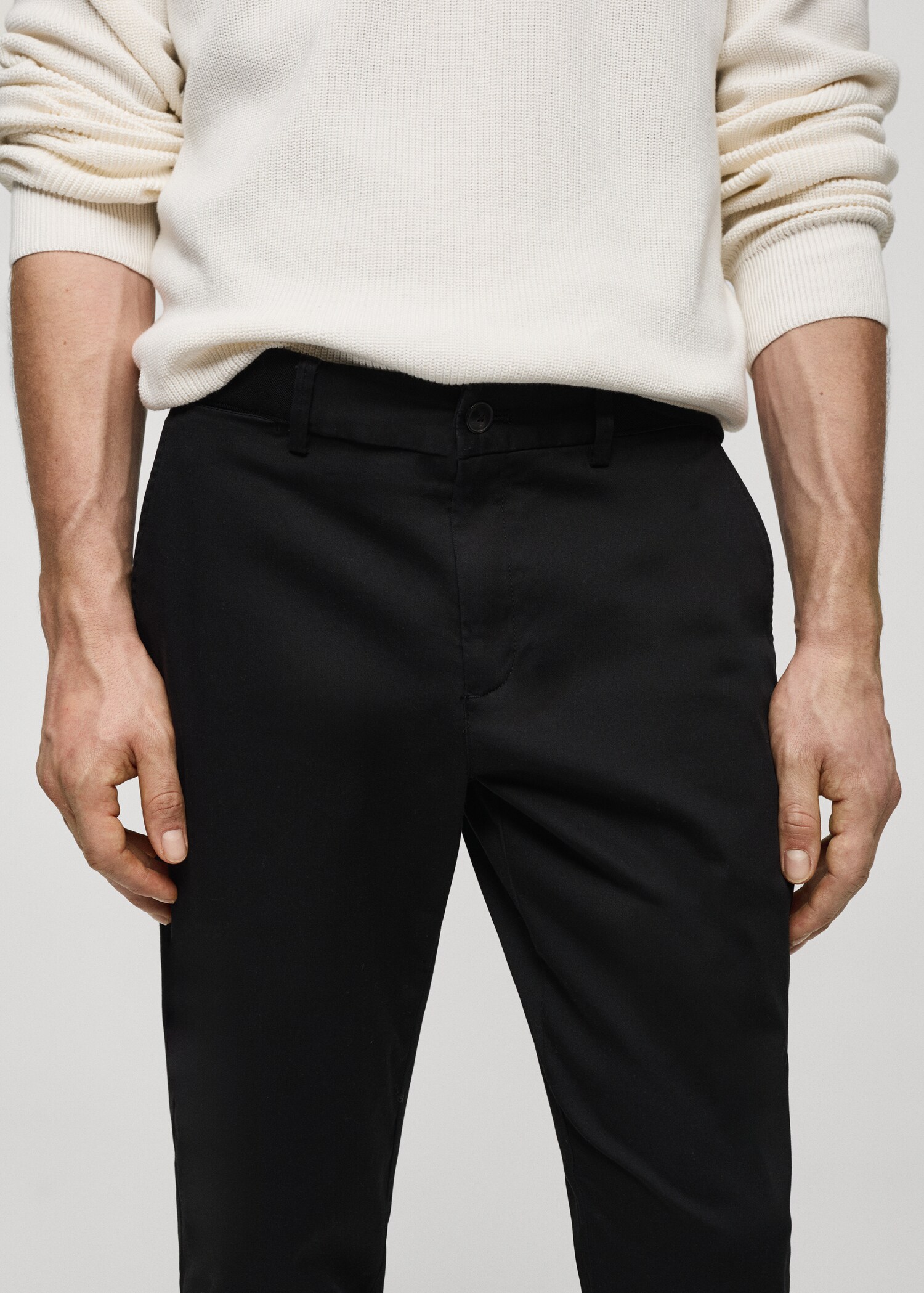 Cotton tapered crop pants - Details of the article 1