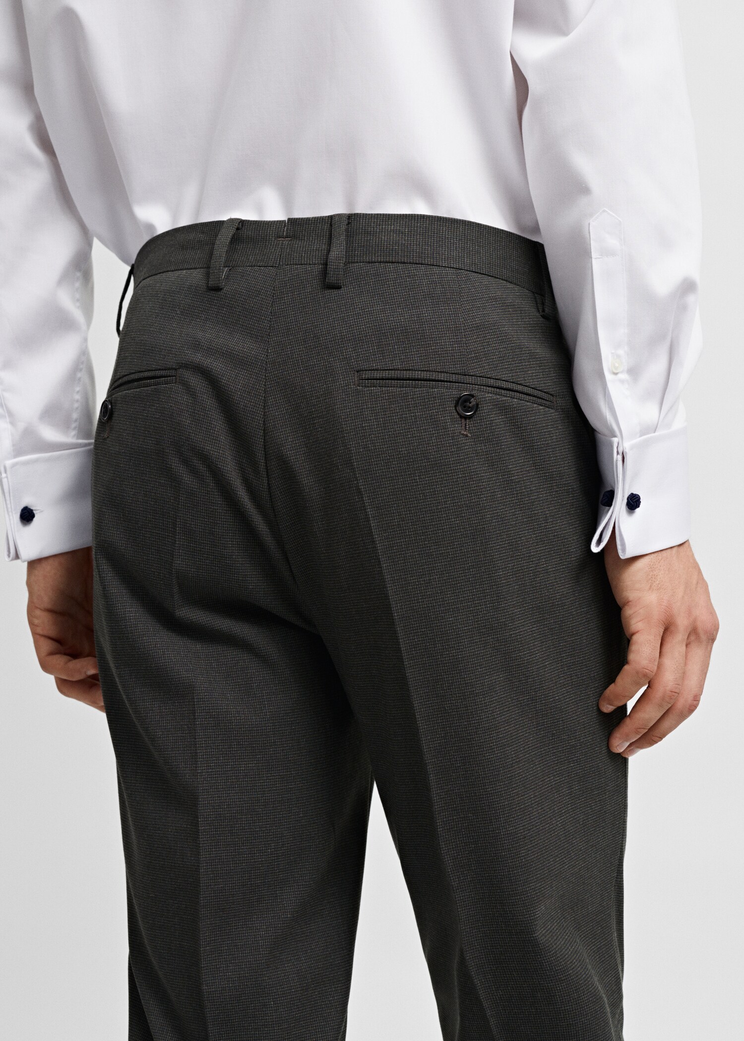 Stretch-fabric slim-fit suit trousers - Details of the article 4