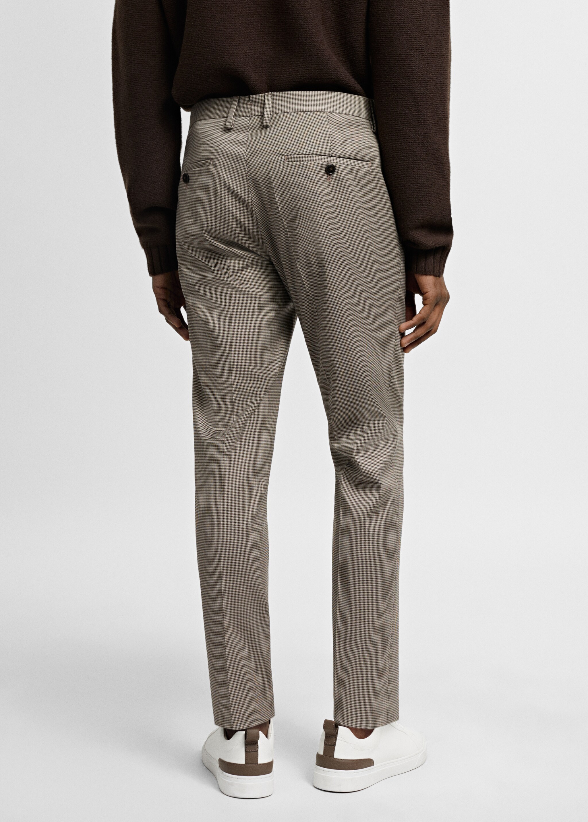 Süper slim fit streç kumaştan kumaş pantolon - Ürünün arkası