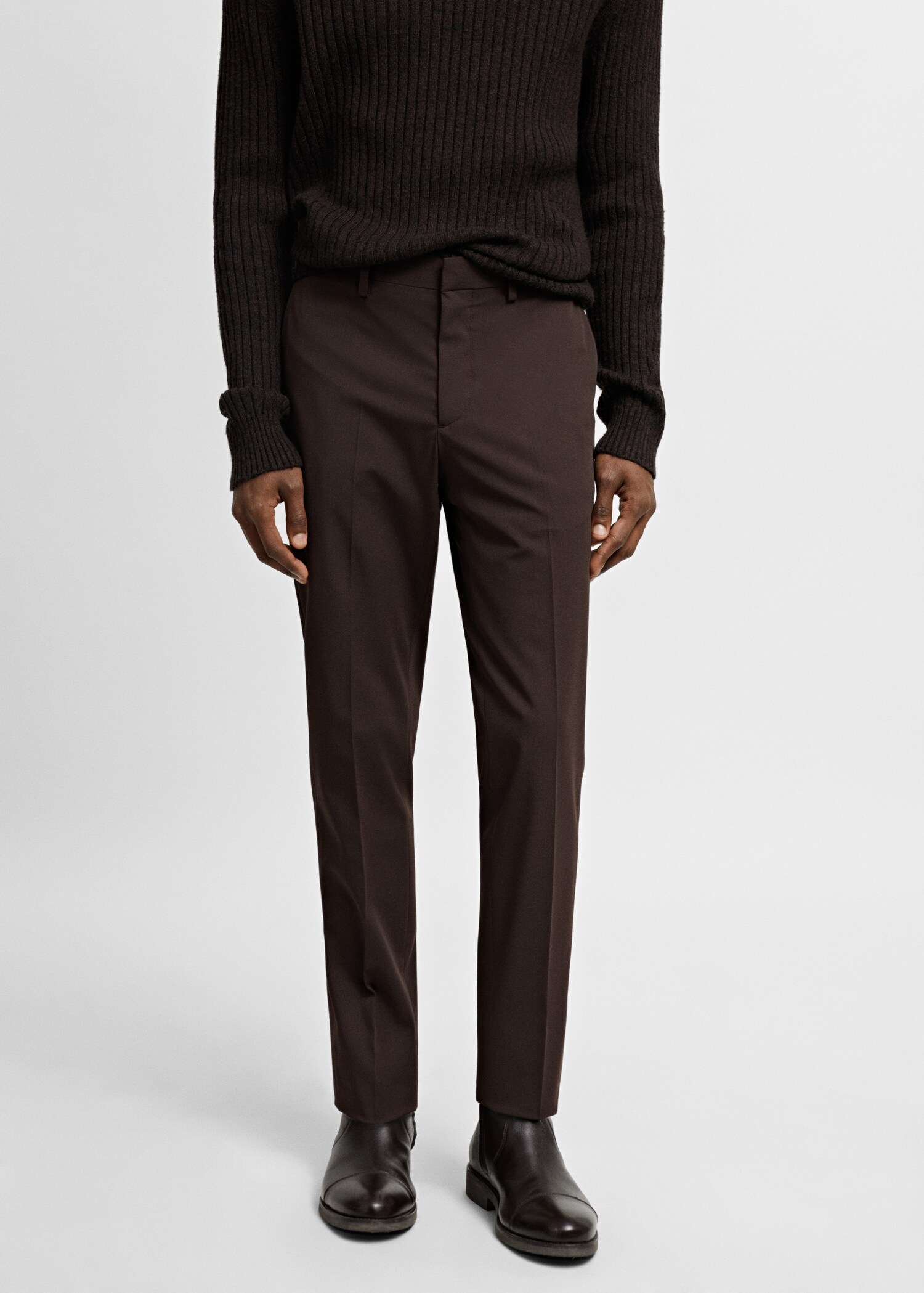Pantaloni completo super slim-fit tessuto stretch - Piano medio