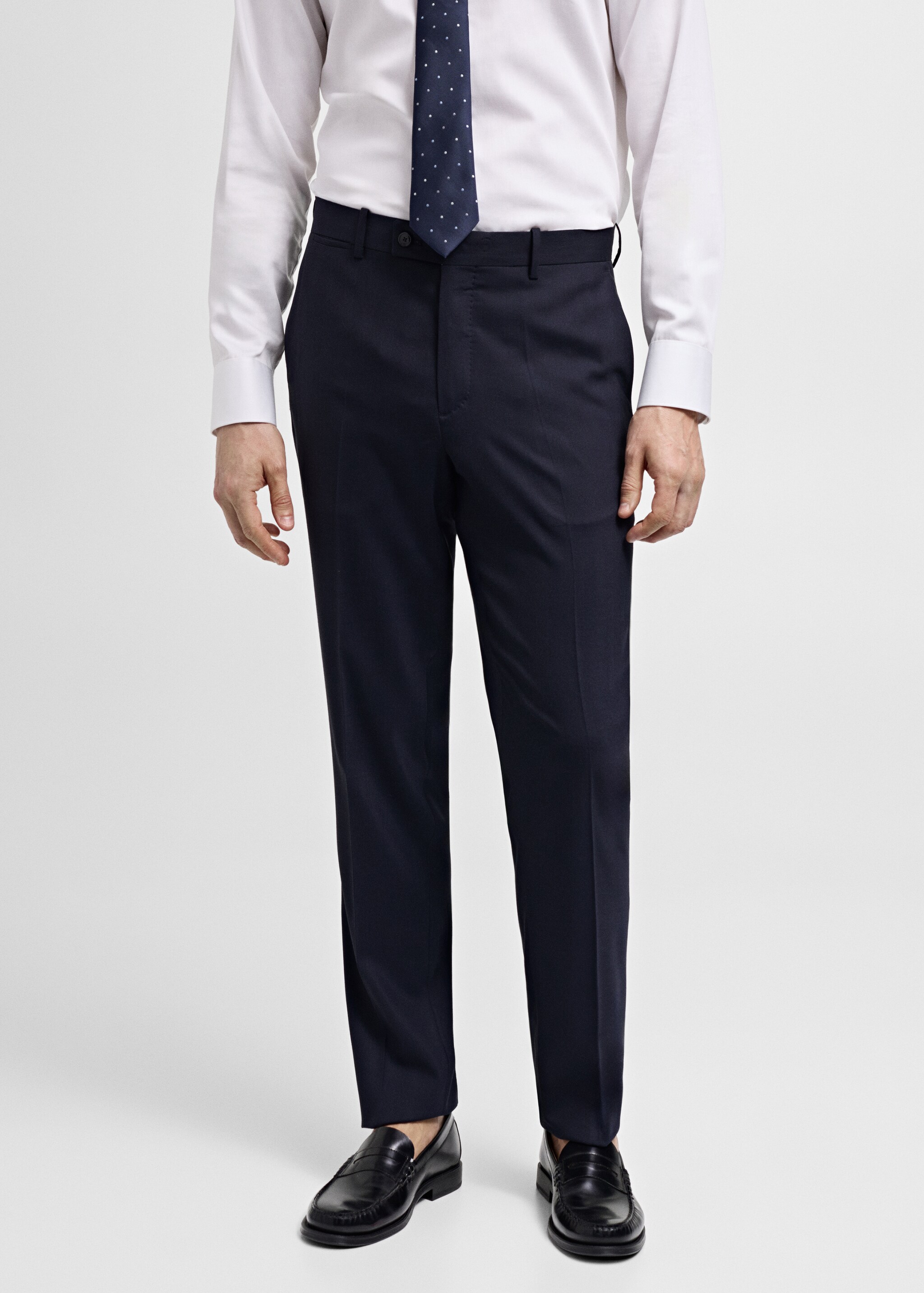 Pantalón traje slim fit lana fría - Plano medio