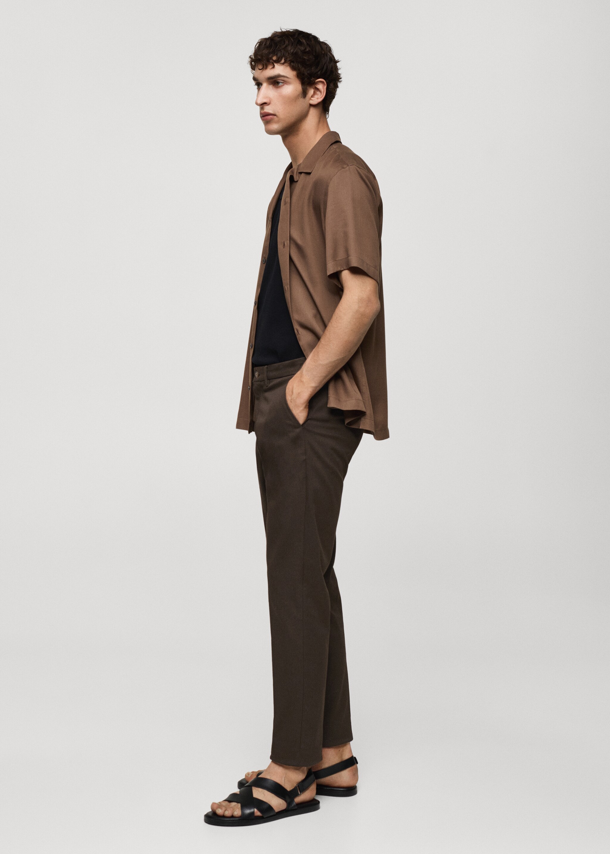 Slim fit chino trousers - Details of the article 2