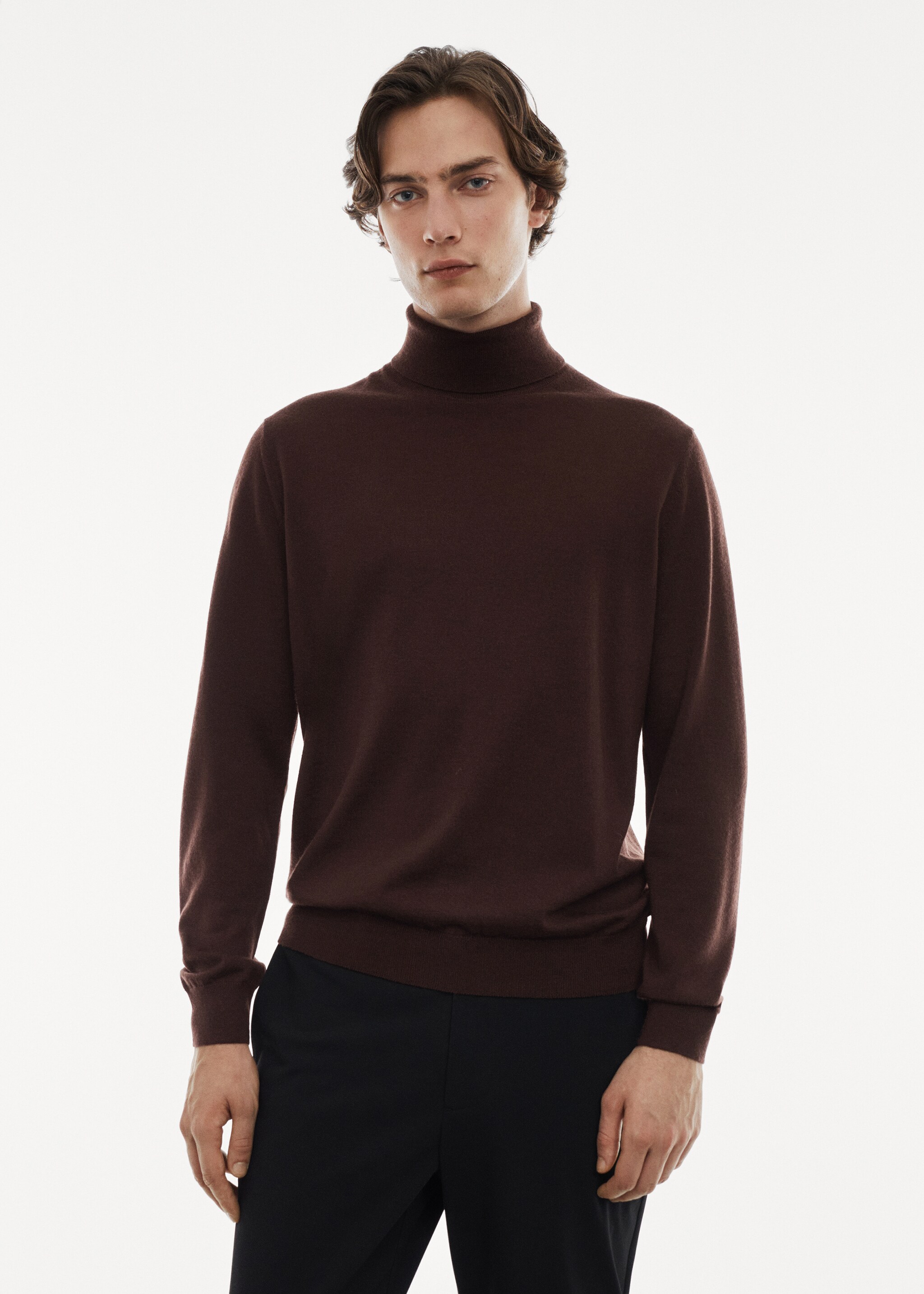 100% merino wool turtleneck sweater - Medium plane