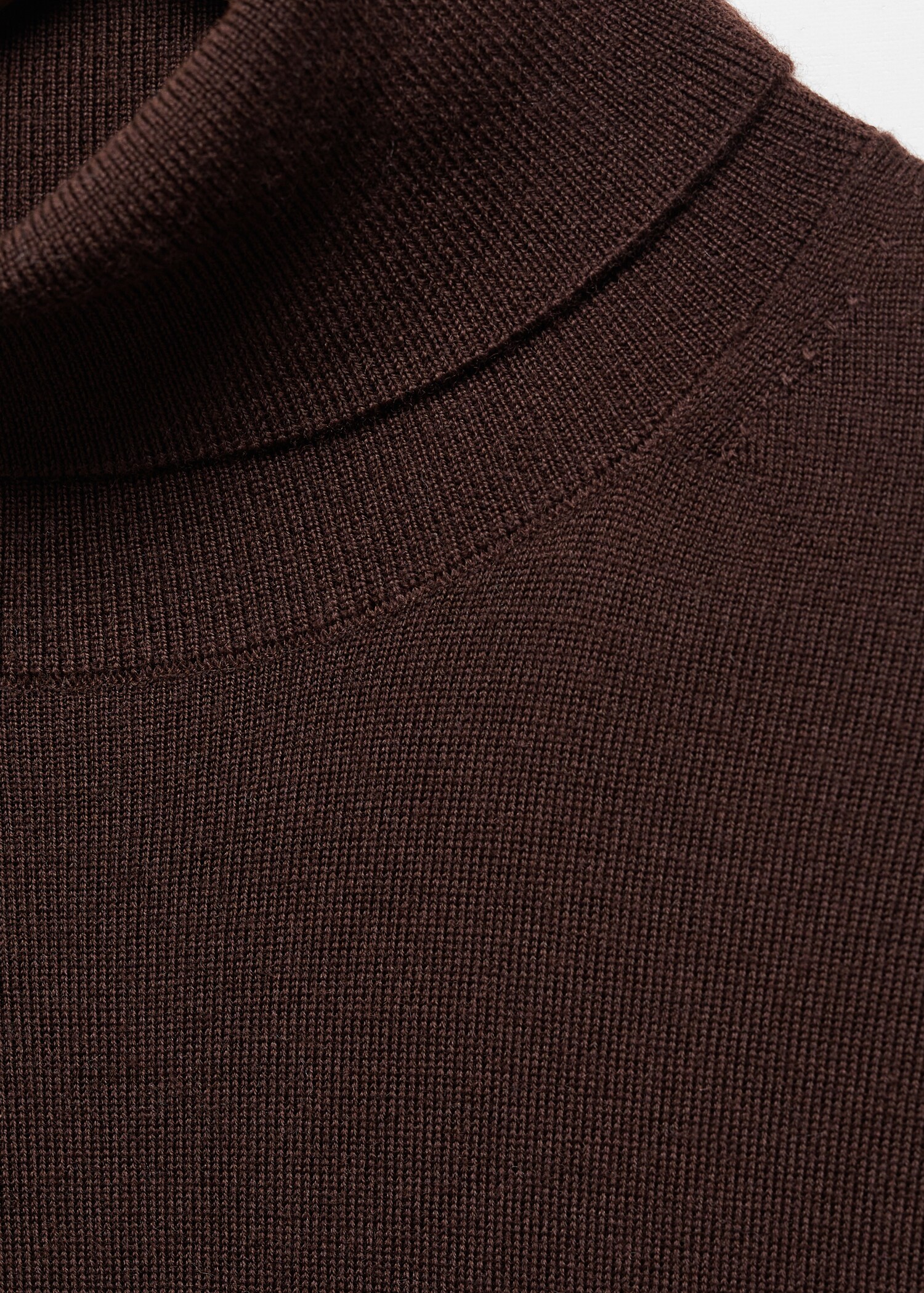 100% merino wool turtleneck sweater - Details of the article 8