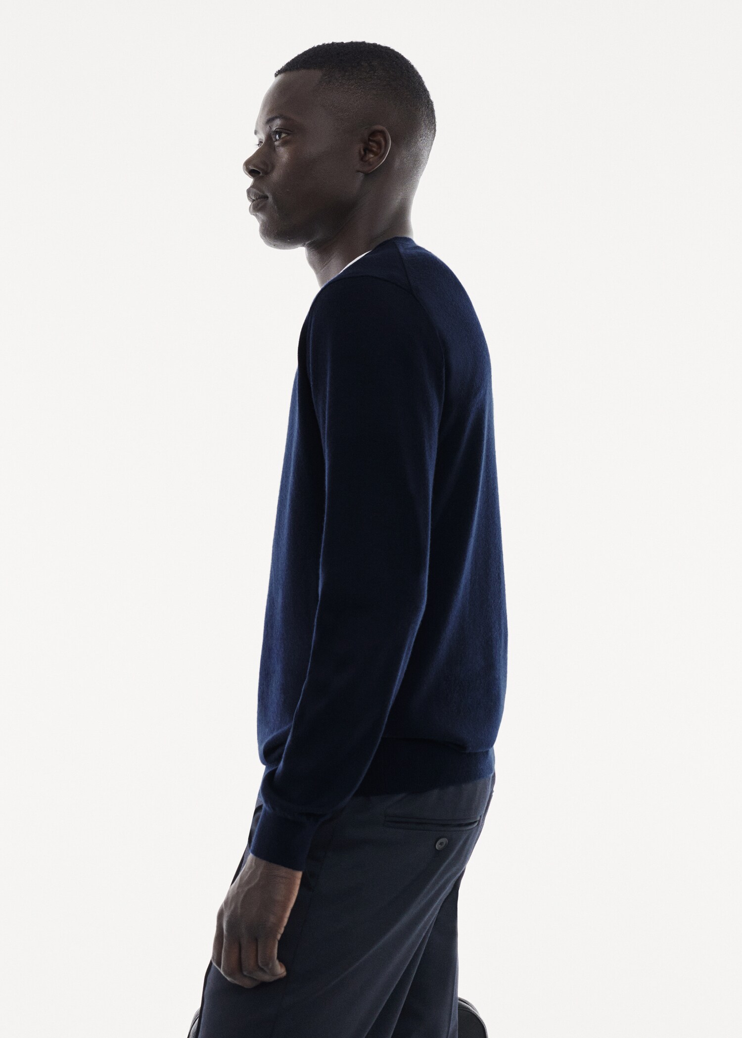 Pull-over 100 % laine mérinos col V - Détail de l'article 2