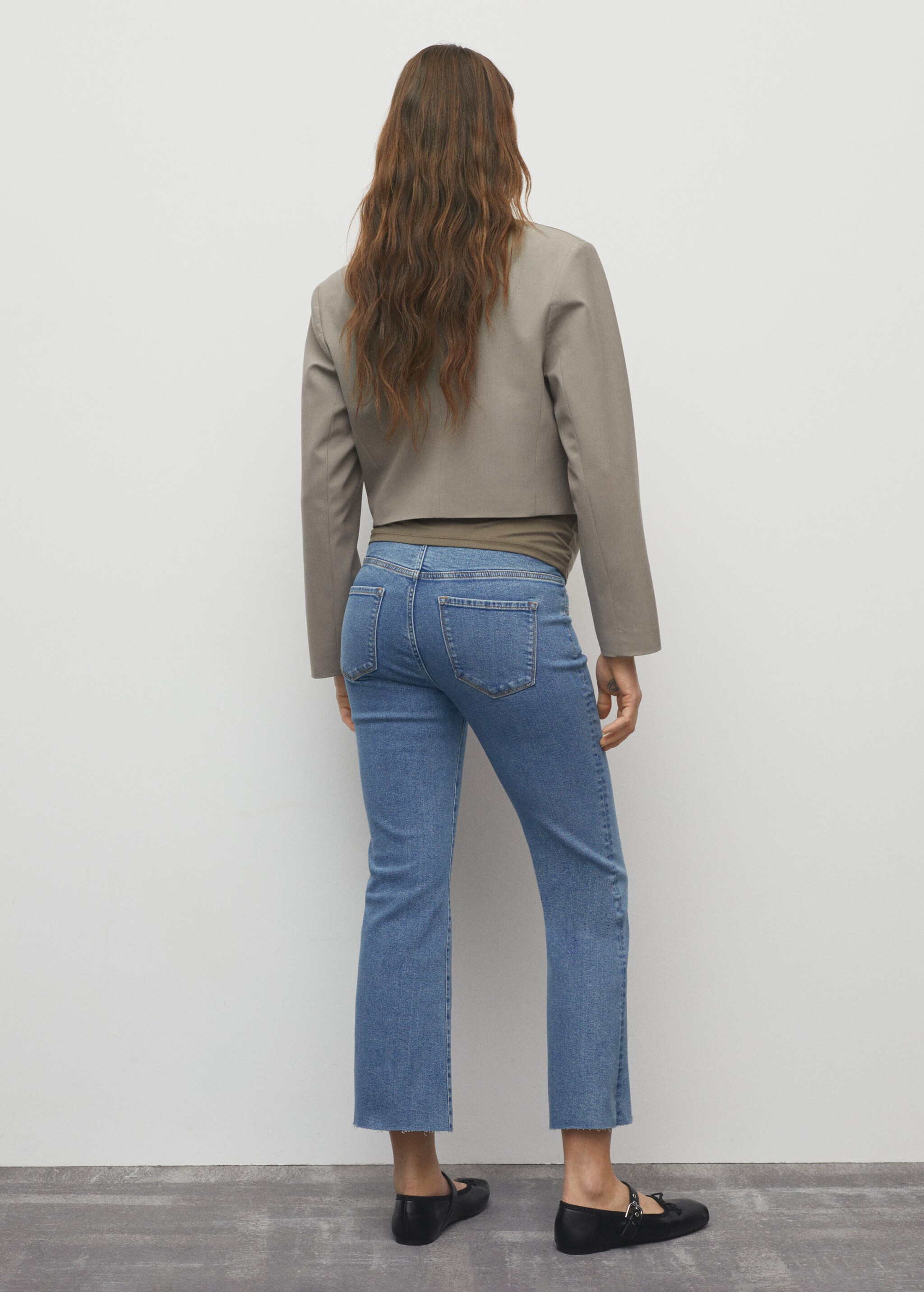 Укороченные джинсы flare для будущей мамы - Обратная сторона изделия