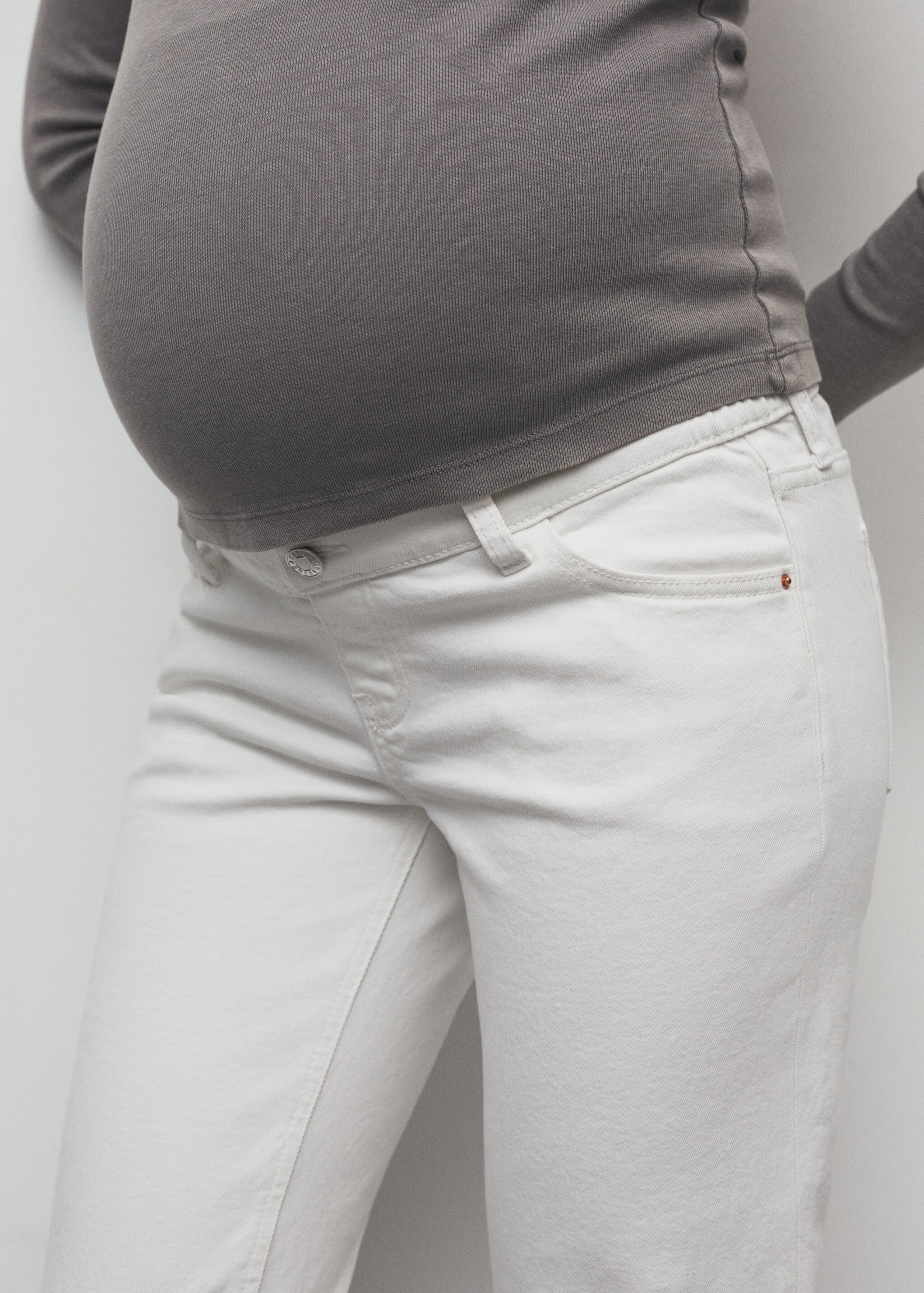 Maternity Straight Jeans - Details of the article 6