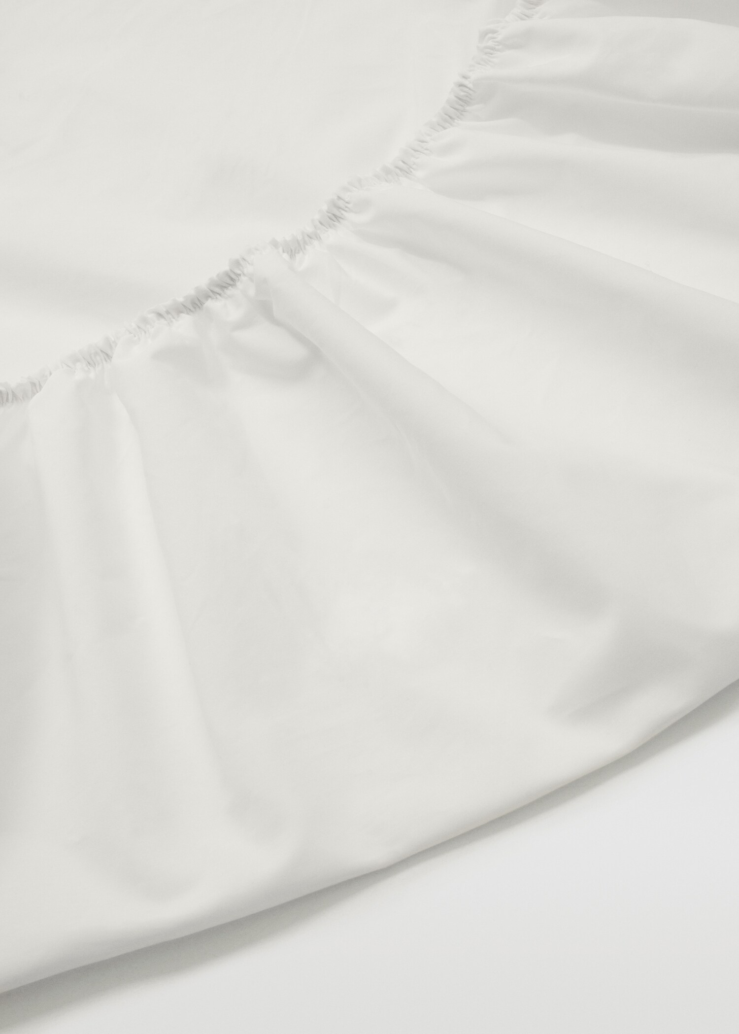 Spannbettlaken aus Baumwoll-Perkal (300 Fäden) für 180 cm Bett - Mittlere Ansicht