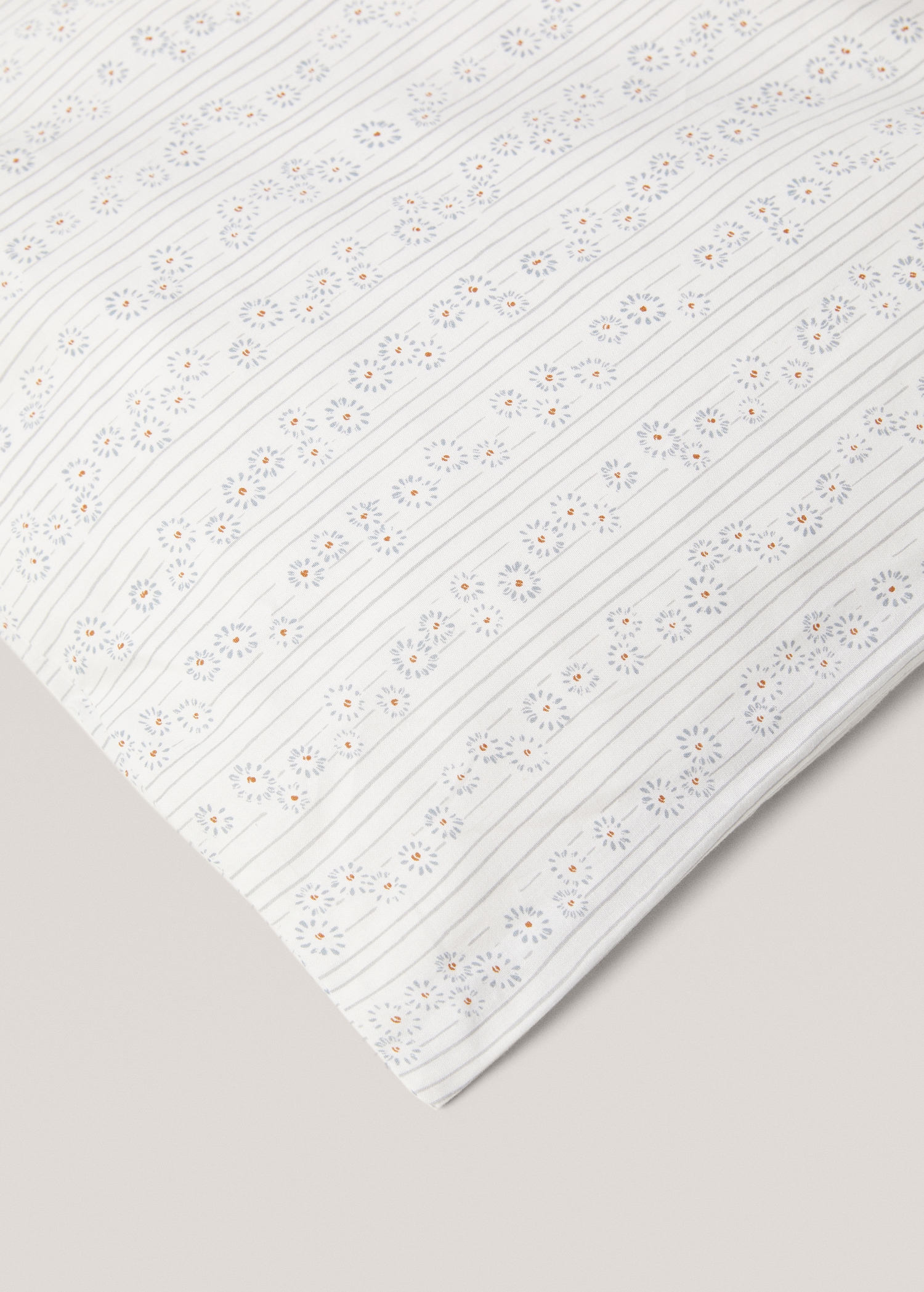 Dynetrekk i 100% bomull med blomster, seng 150/160 cm - Artikkeldetalj 1
