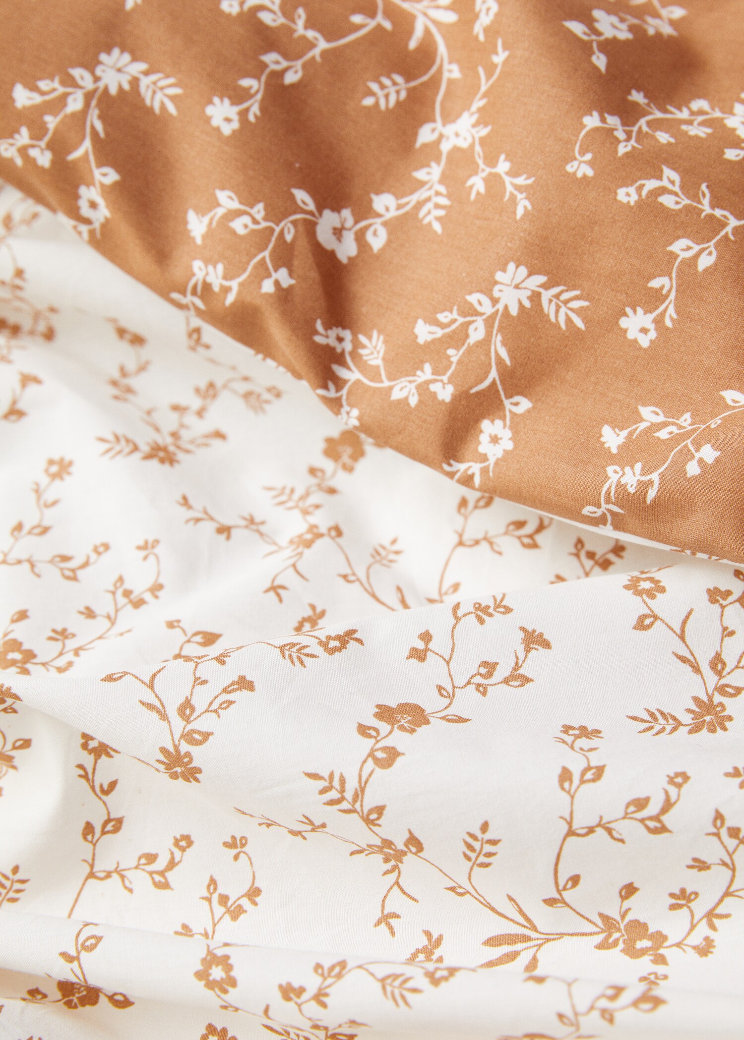 Wendbarer Bettbezug mit Blümchenmuster für 90 cm Bett - Detail des Artikels 2