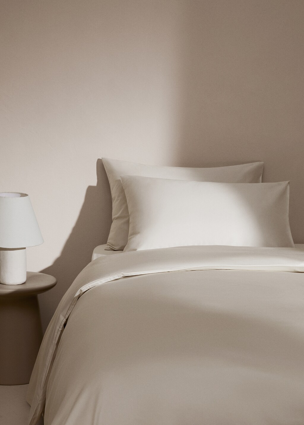 Satin duvet cover for king bed