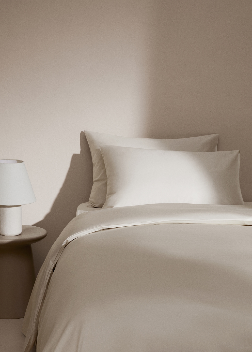 Satin duvet cover for king bed