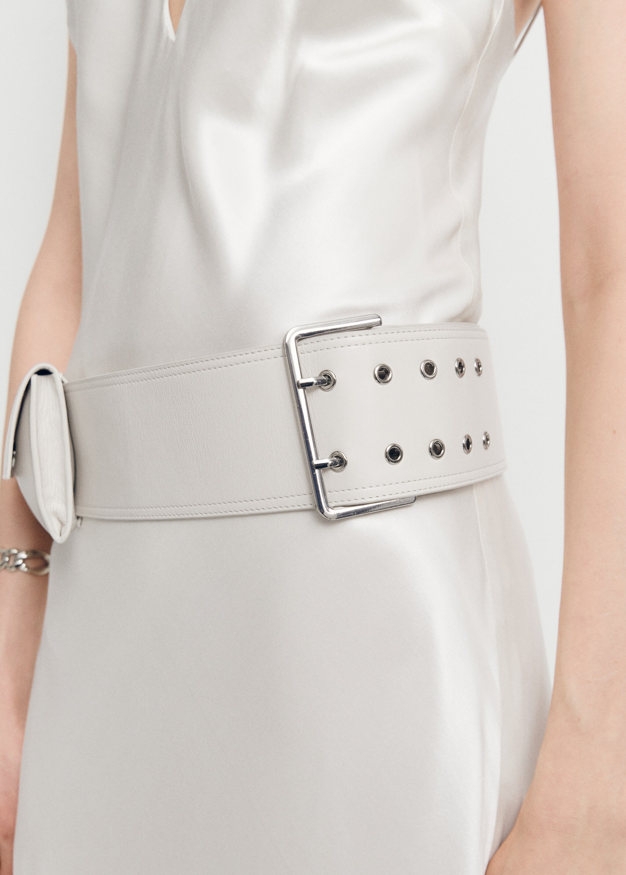 Belted leather money belt - Details of the article 9