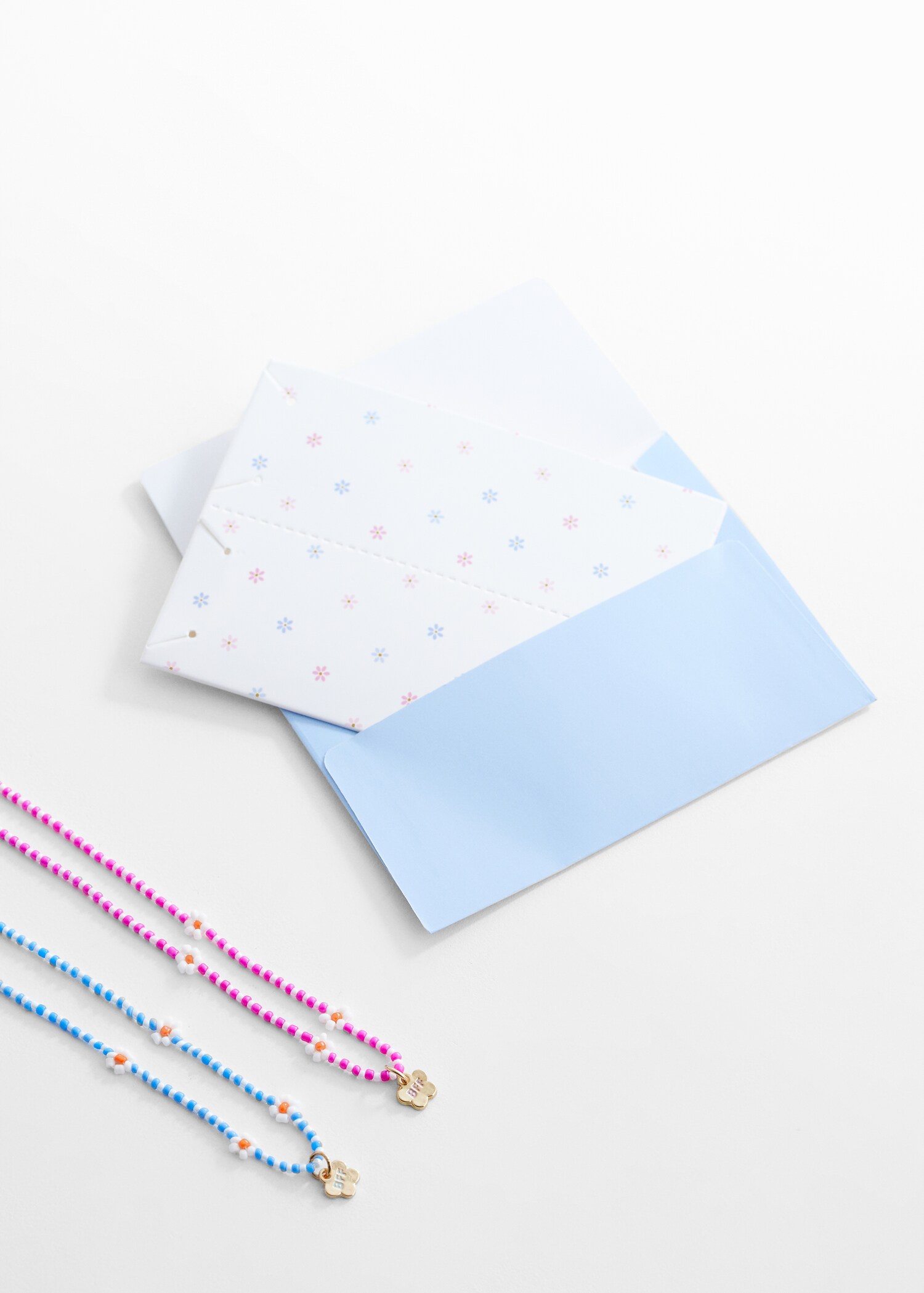 2 pack Best Friends necklace  - Medium plane