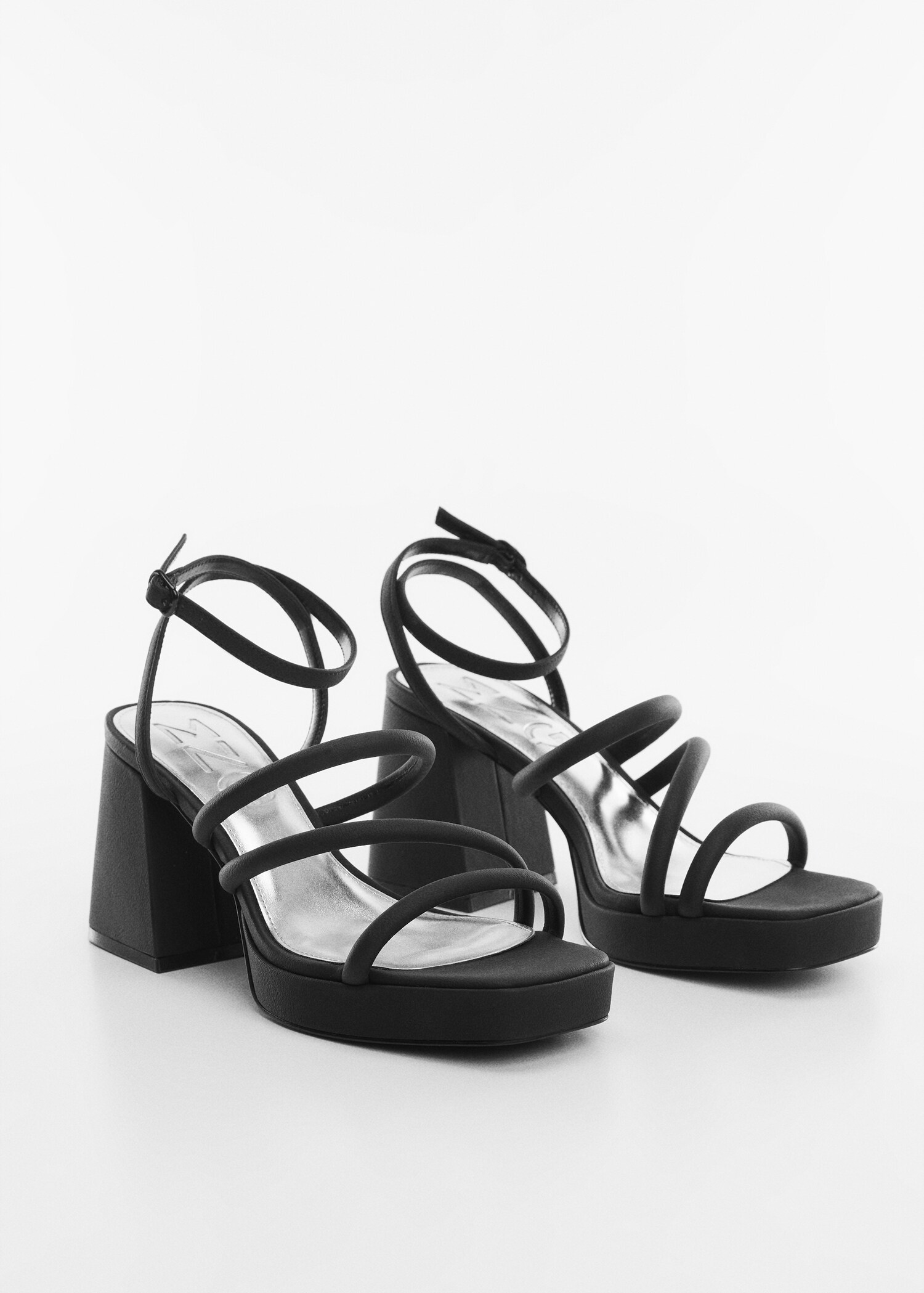 Strappy heeled sandals - Medium plane