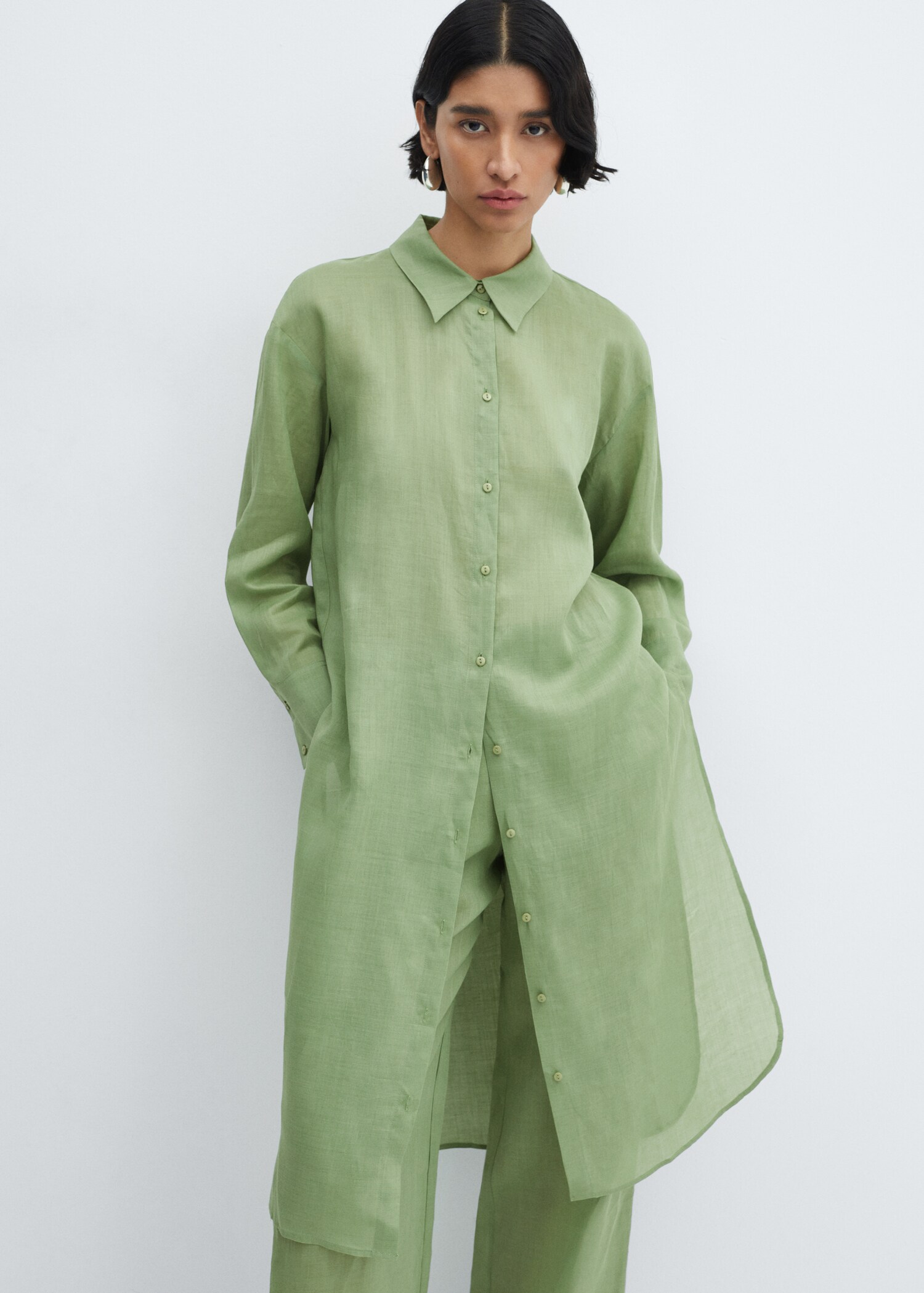 Oversize shirt openings - Medium plane