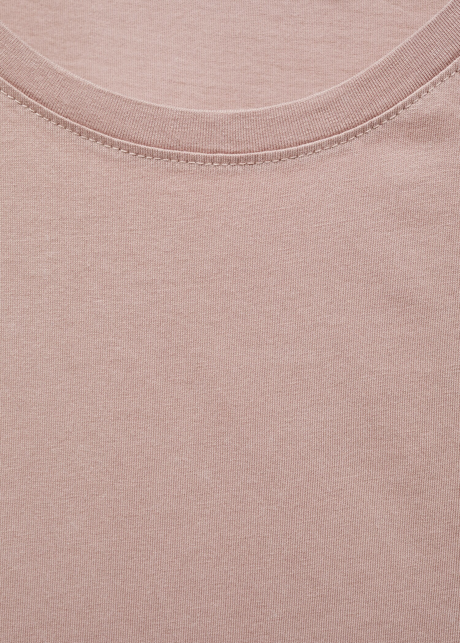 Washed round-neck t-shirt - Details of the article 8