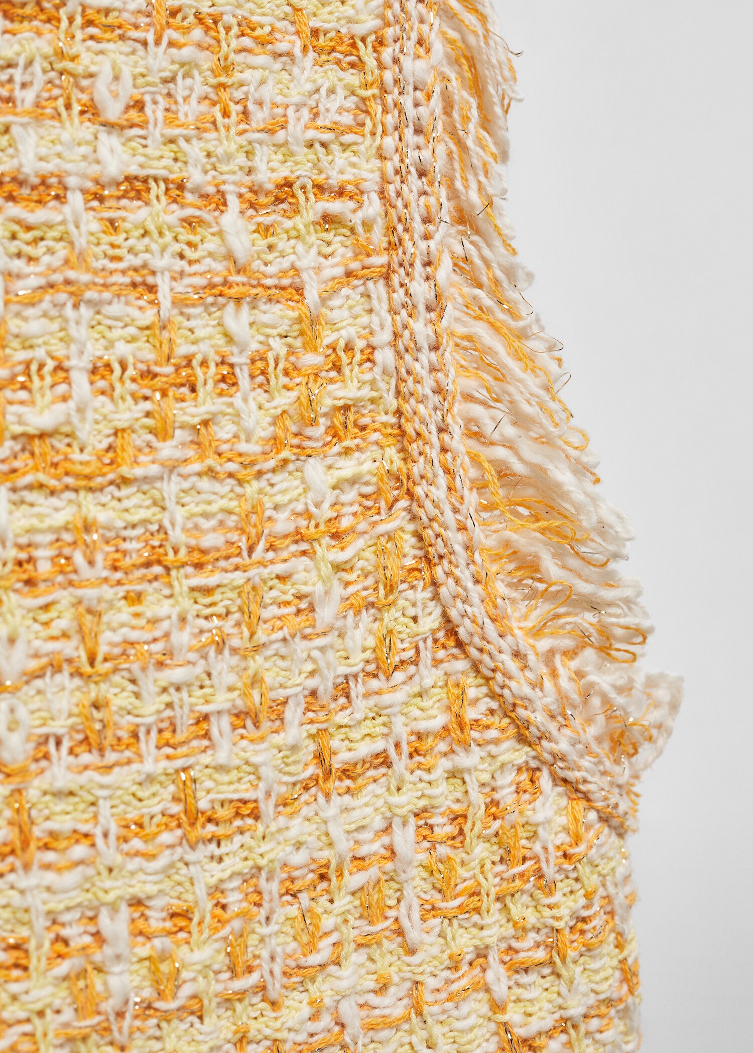 Tweed top with frayed detail - Details of the article 8