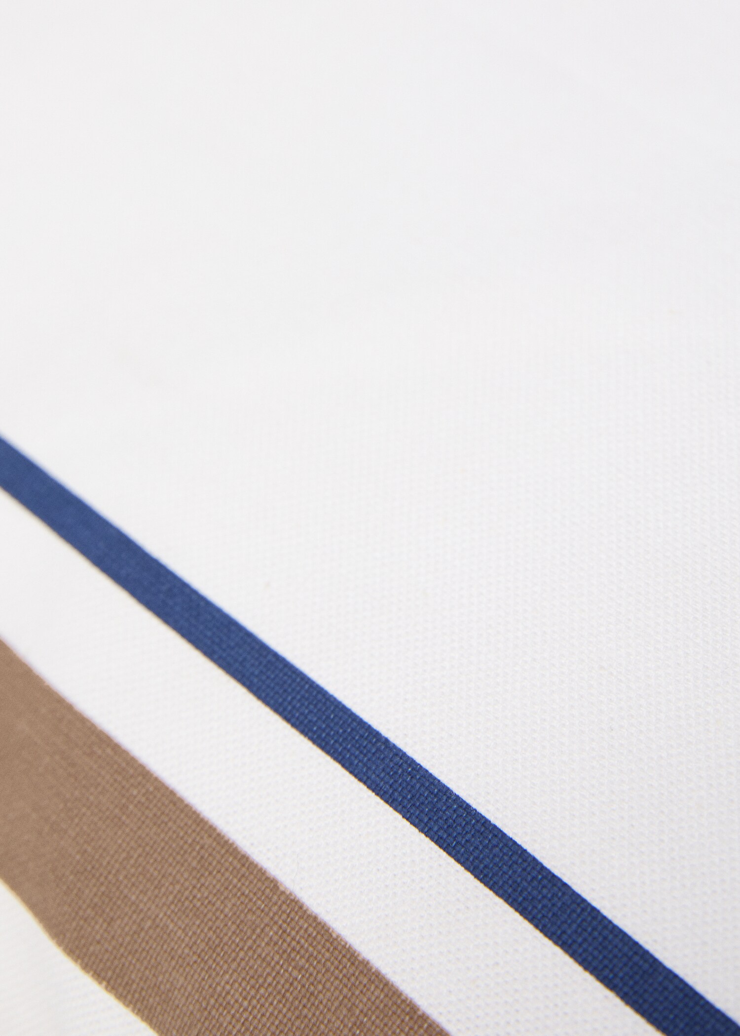 Water-repellent stripe-print cushion cover 45x45cm - Details of the article 3