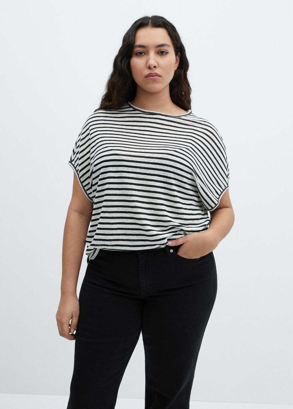 Camiseta 100 lino Mujer MANGO Espana Peninsula y Baleares