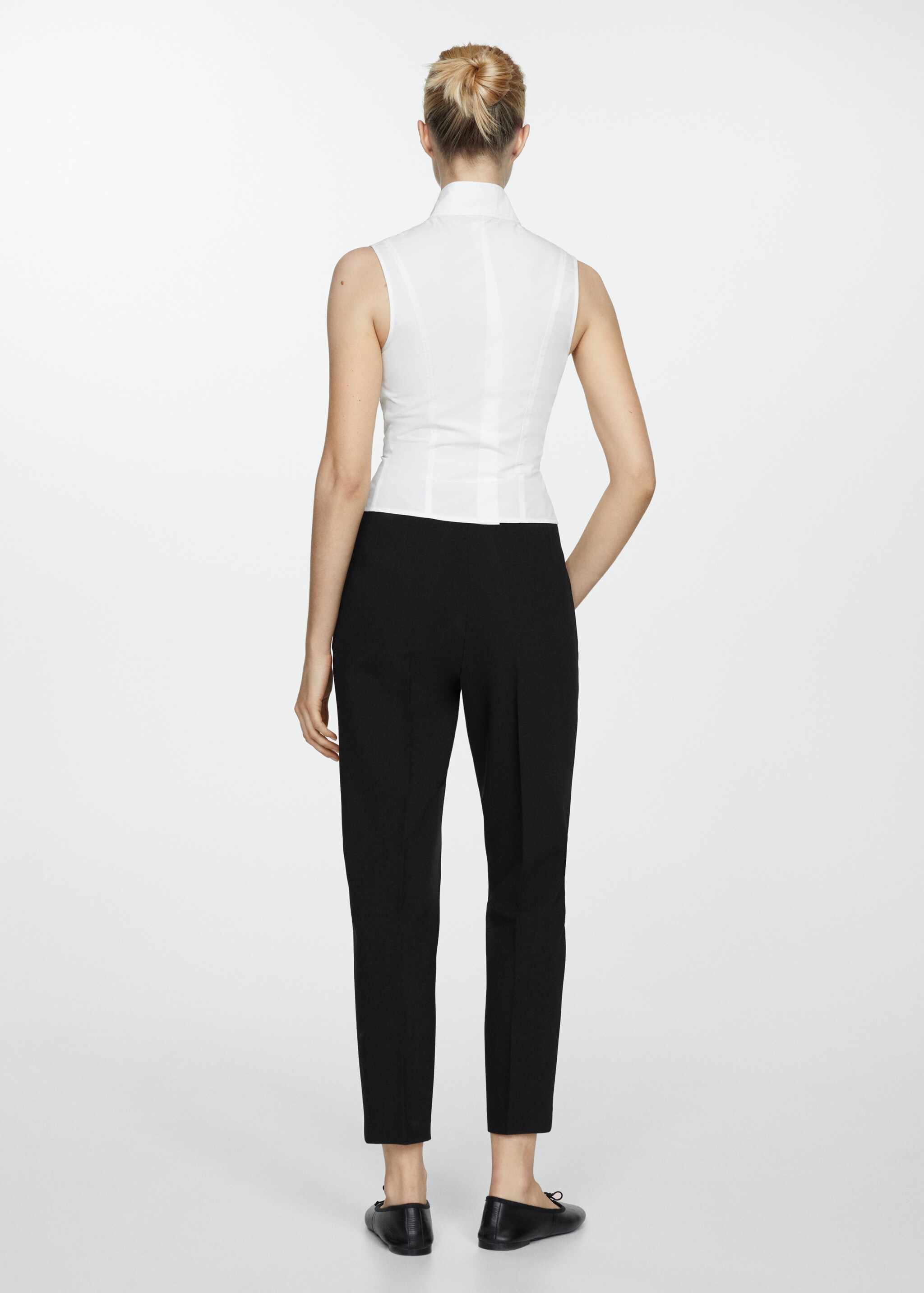 Pleat detail trousers - Reverse of the article